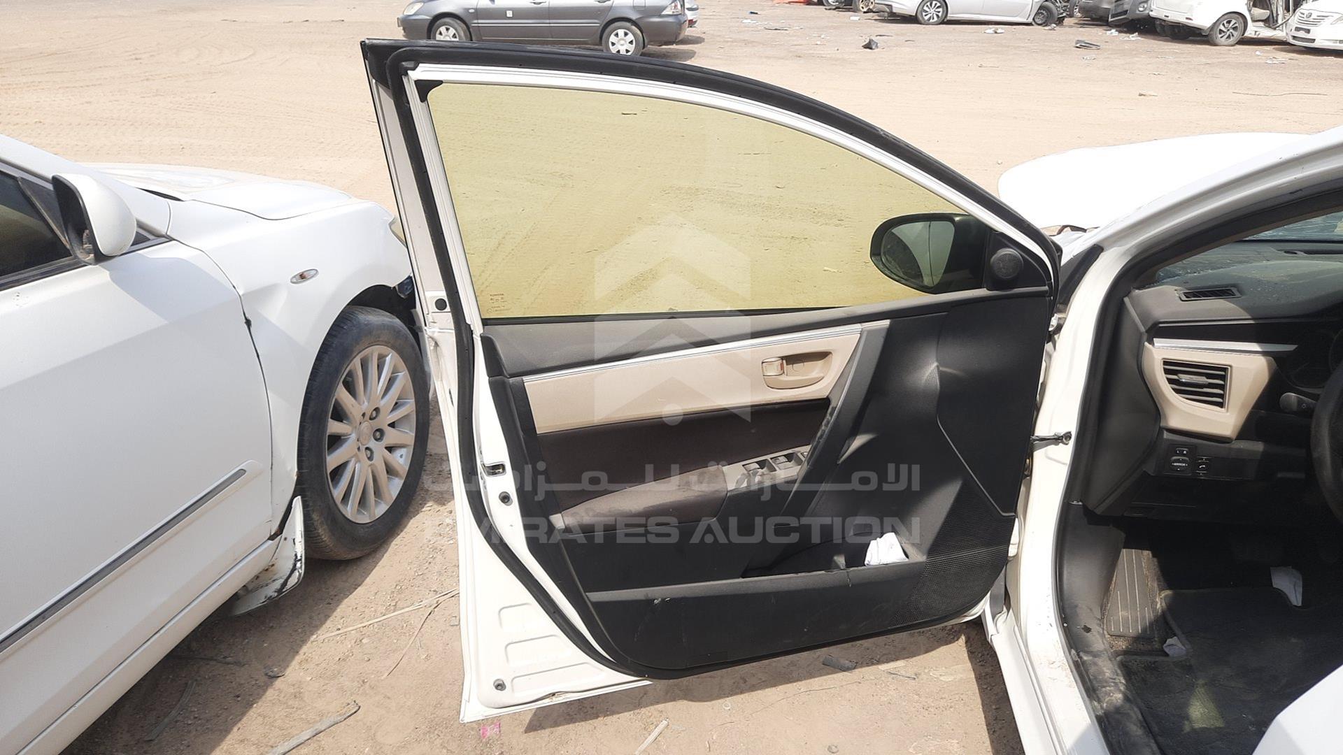 2014 TOYOTA COROLLA VIN: RKLBL9HE1E5200077