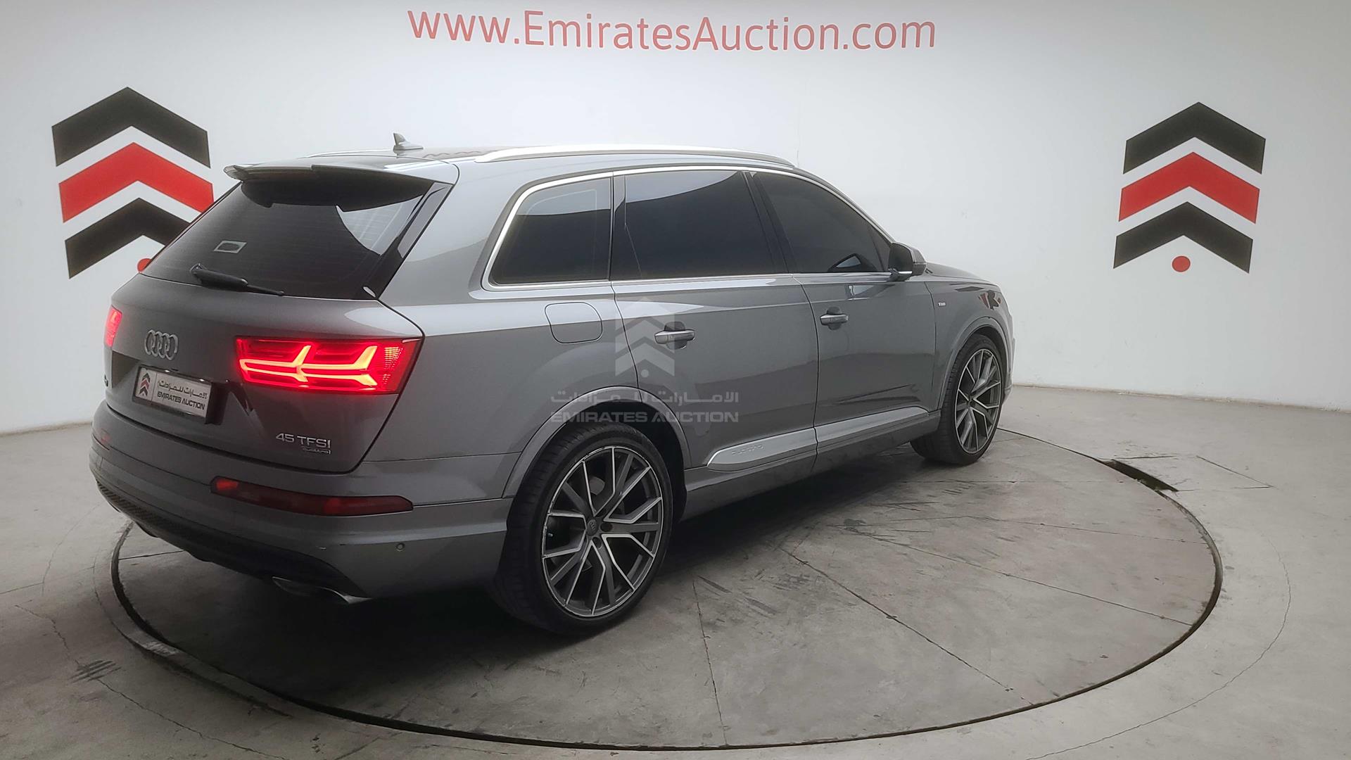 2018 AUDI Q7 VIN: WA1ZZZF73JD015649