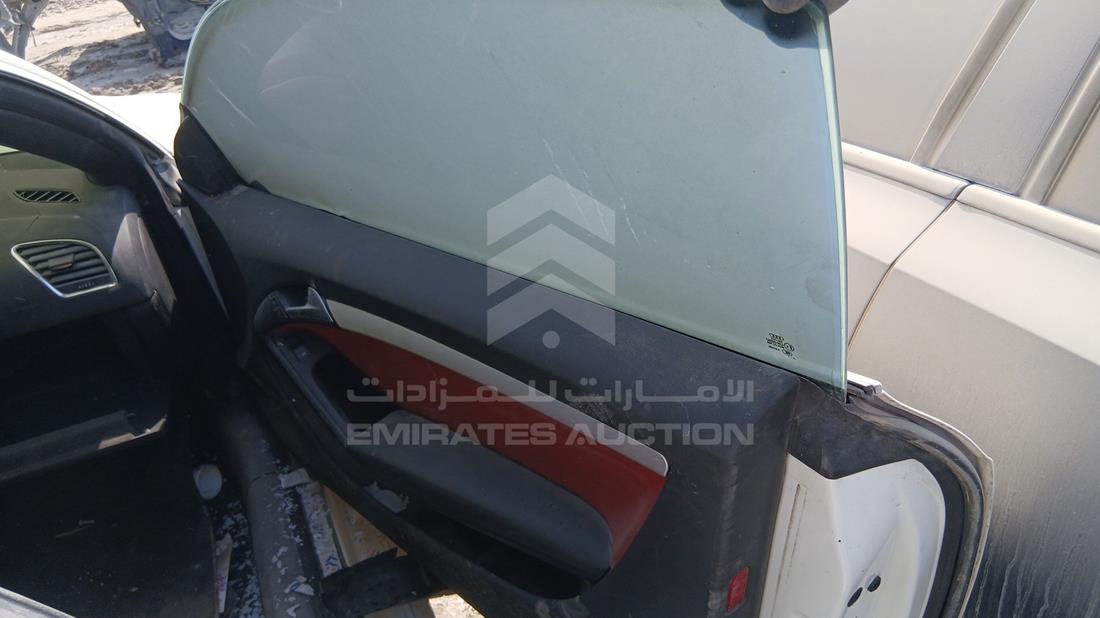 2011 Audi - Scrap without document — Front Right Door — Photo 21