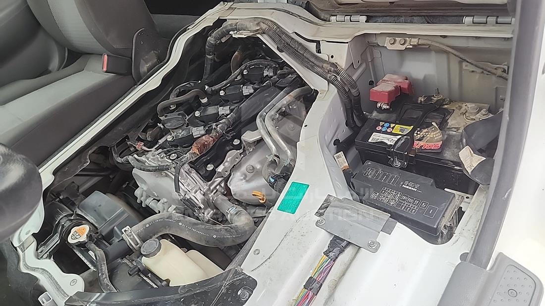 2021 Nissan Urvan — Engine Bay — Photo 22