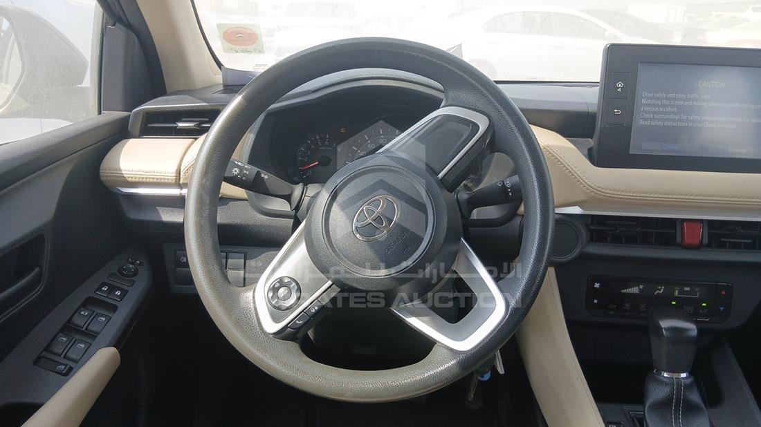 2023 Toyota Yaris — Steering & Mounted Controls — Photo 14