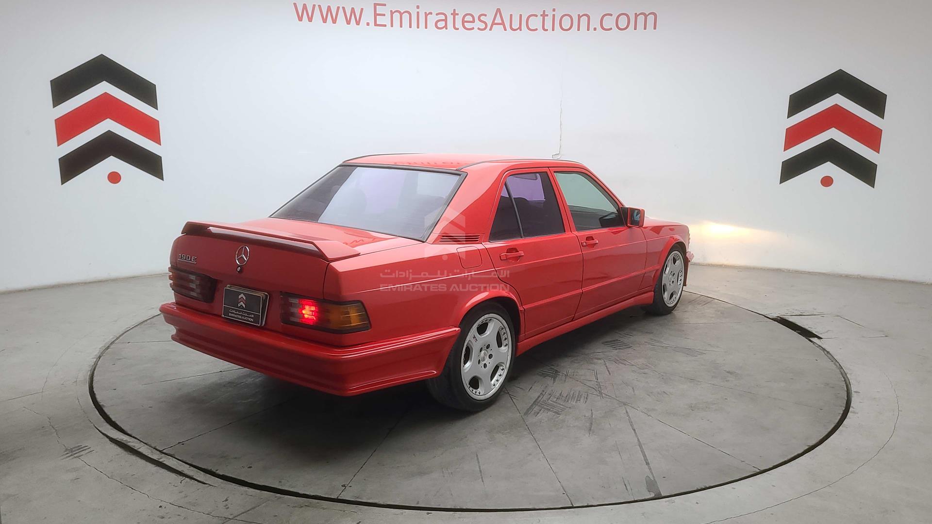 1988 MERCEDES E 190 VIN: WDB2010241F297665