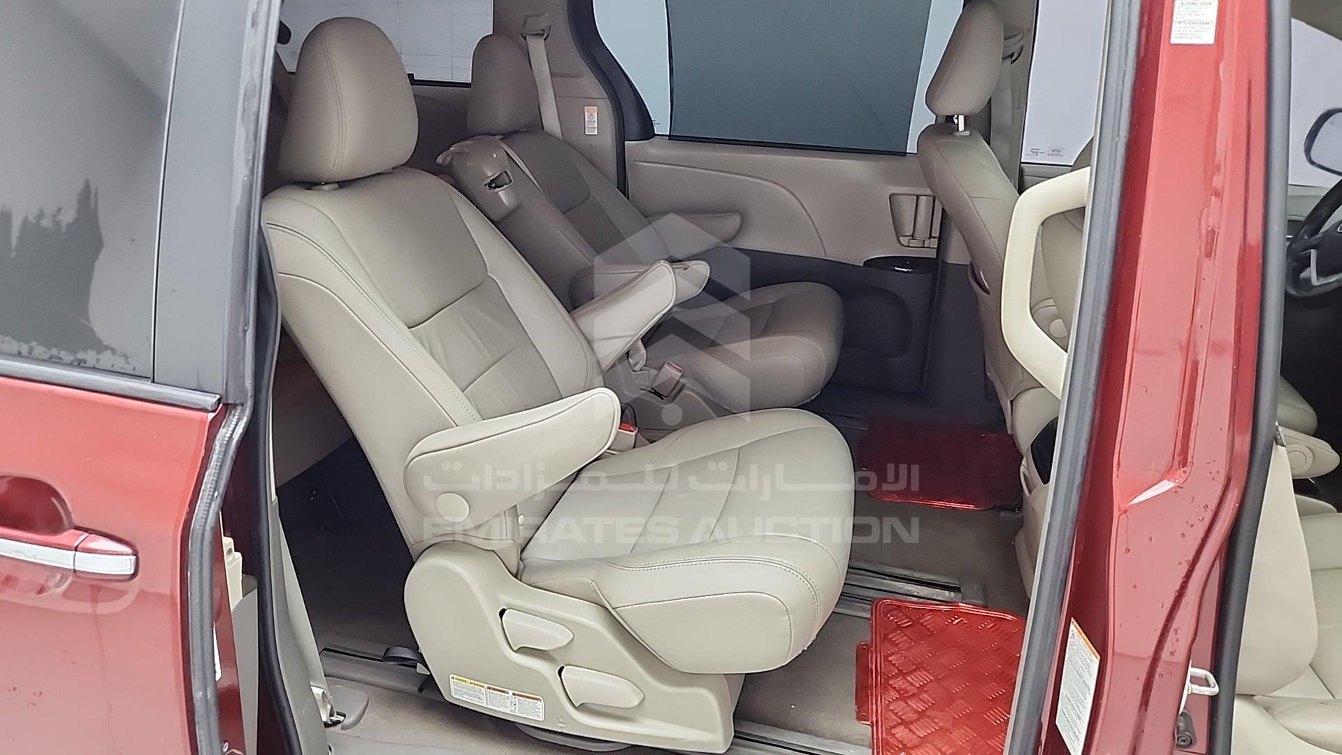 2016 TOYOTA SIENNA VIN: 5TDYK3DC8GS742611