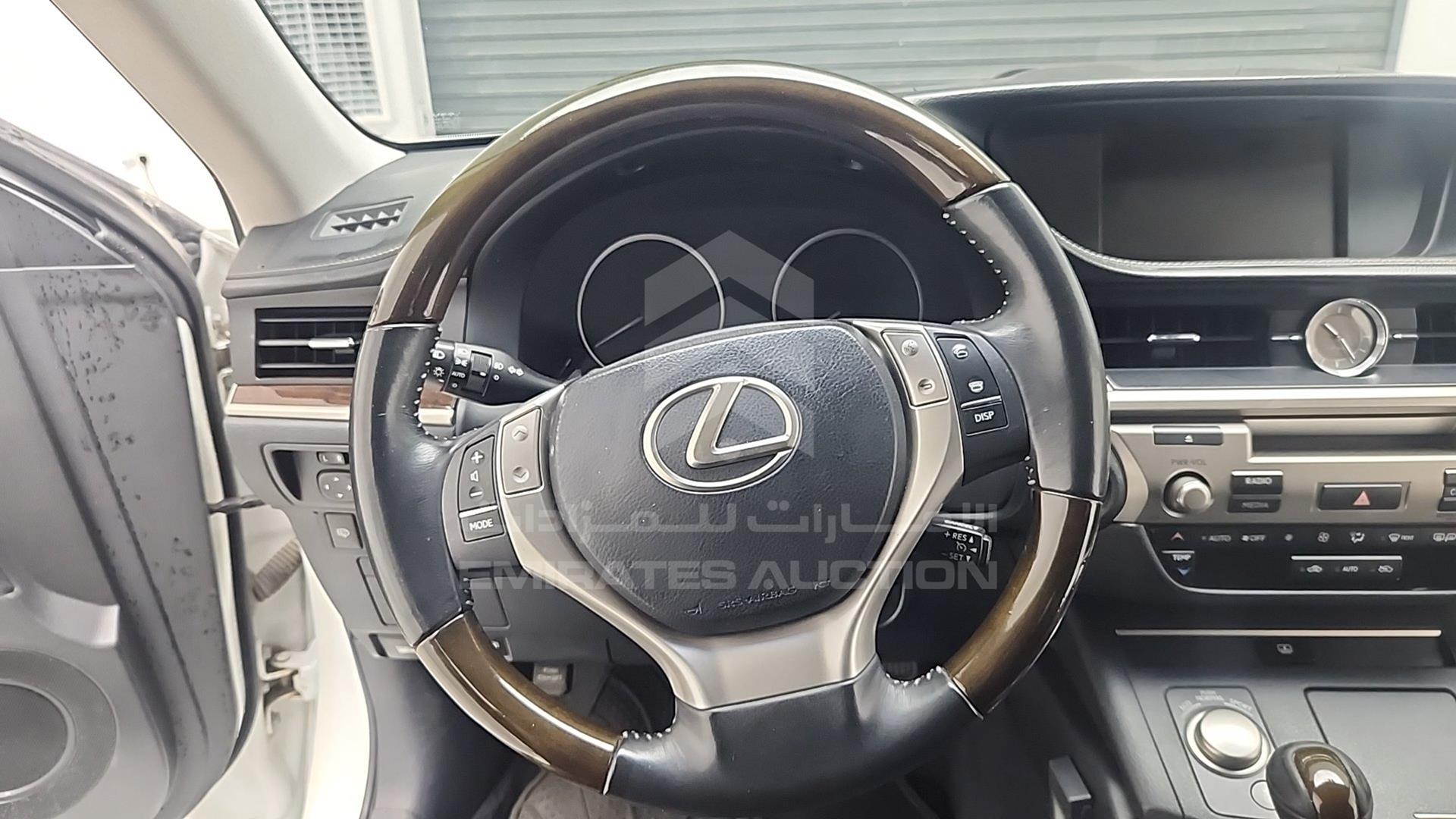 2014 LEXUS ES 350 VIN: JTHBK1GG8E2098152