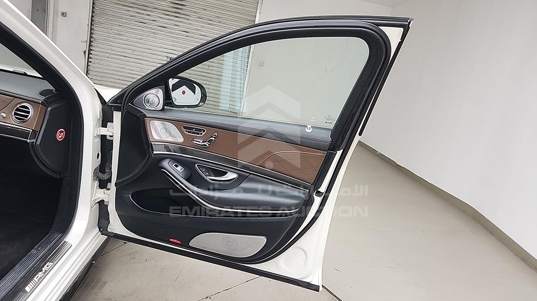 2015 Mercedes S63 AMG — Front Right Door — Photo 32