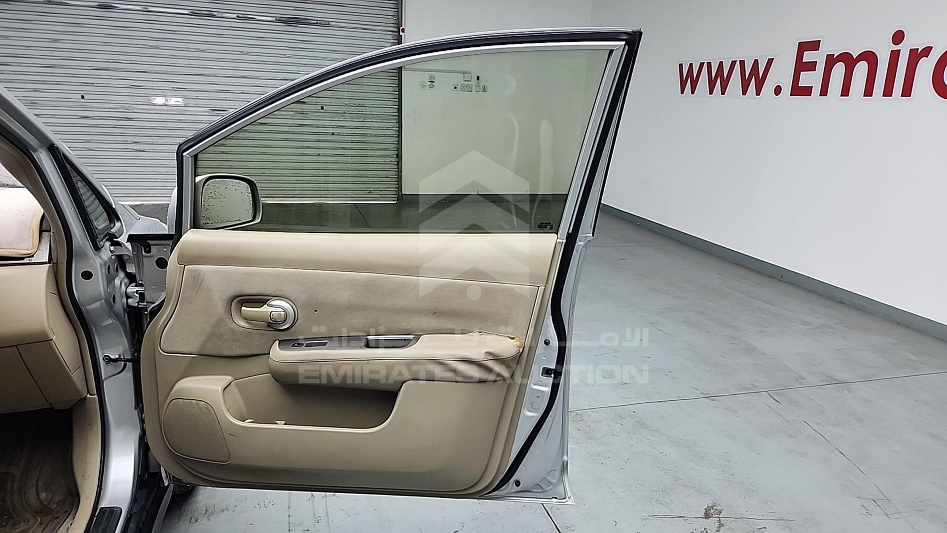 2011 NISSAN TIIDA VIN: 3N1BC1A62BL383991