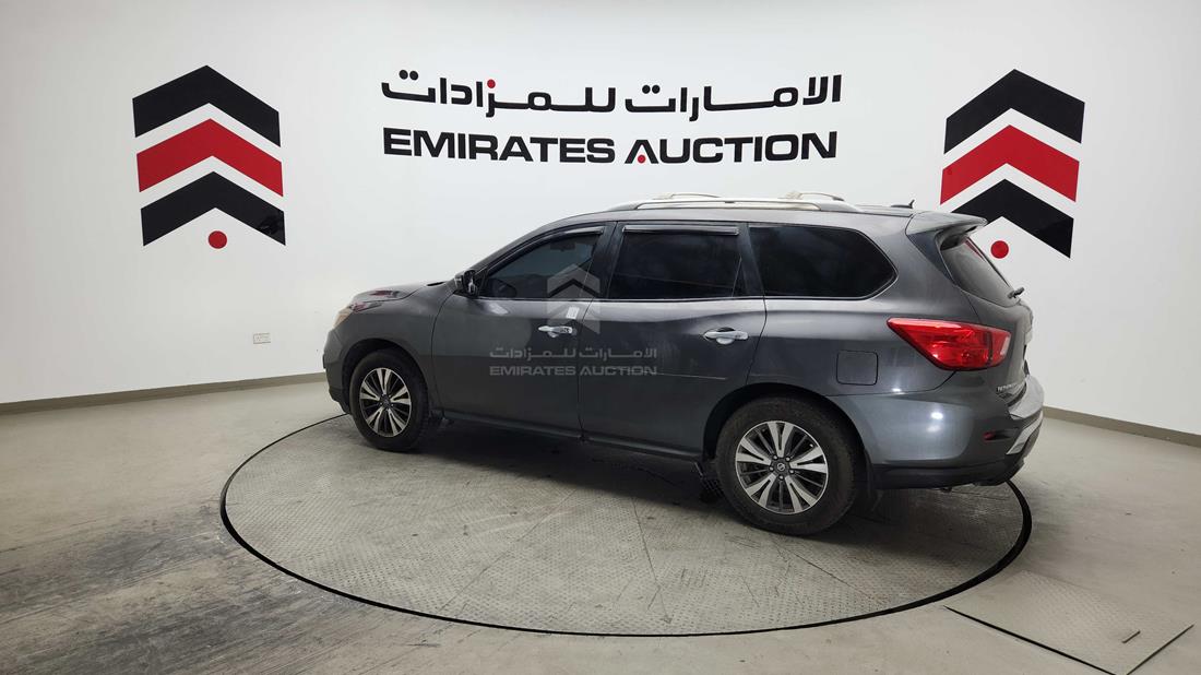 2017 Nissan Pathfinder — Left Full View — Photo 45