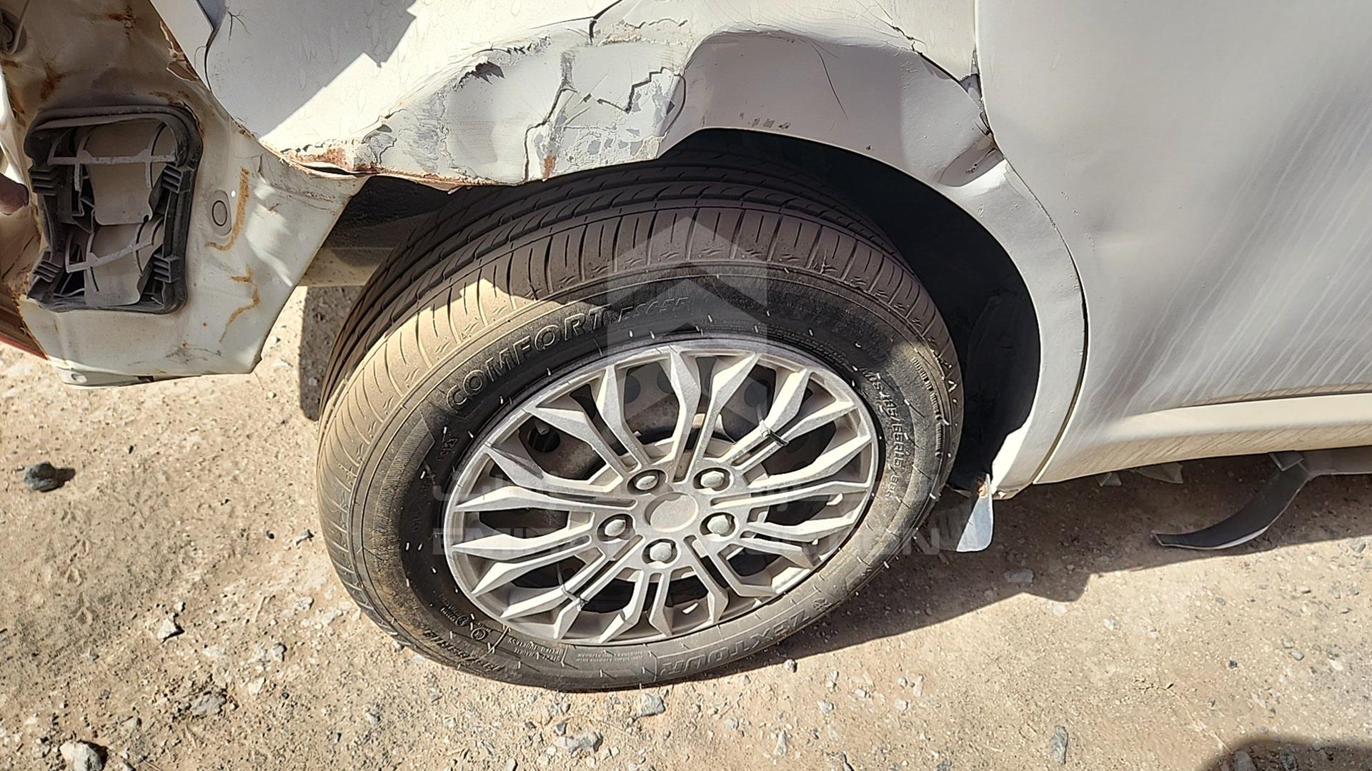 2008 NISSAN TIIDA VIN: JN1CC13CX8T013545