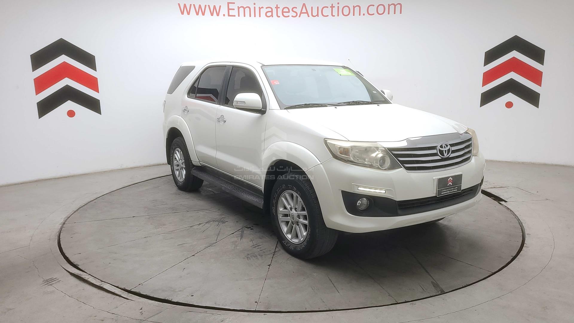 2015 TOYOTA FORTUNER VIN: MHFYX59G7F8068399