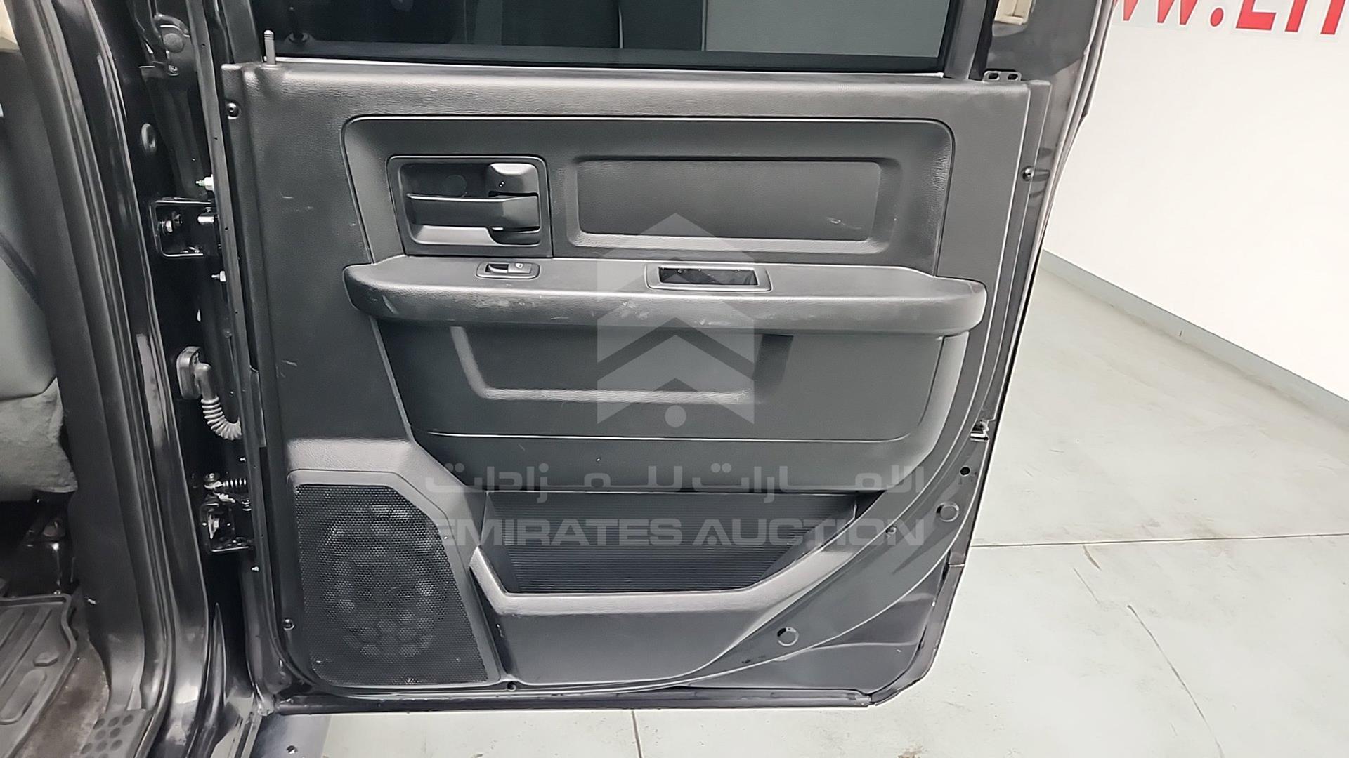 2017 DODGE RAM 1500 VIN: 1C6RR7KT7HS595448
