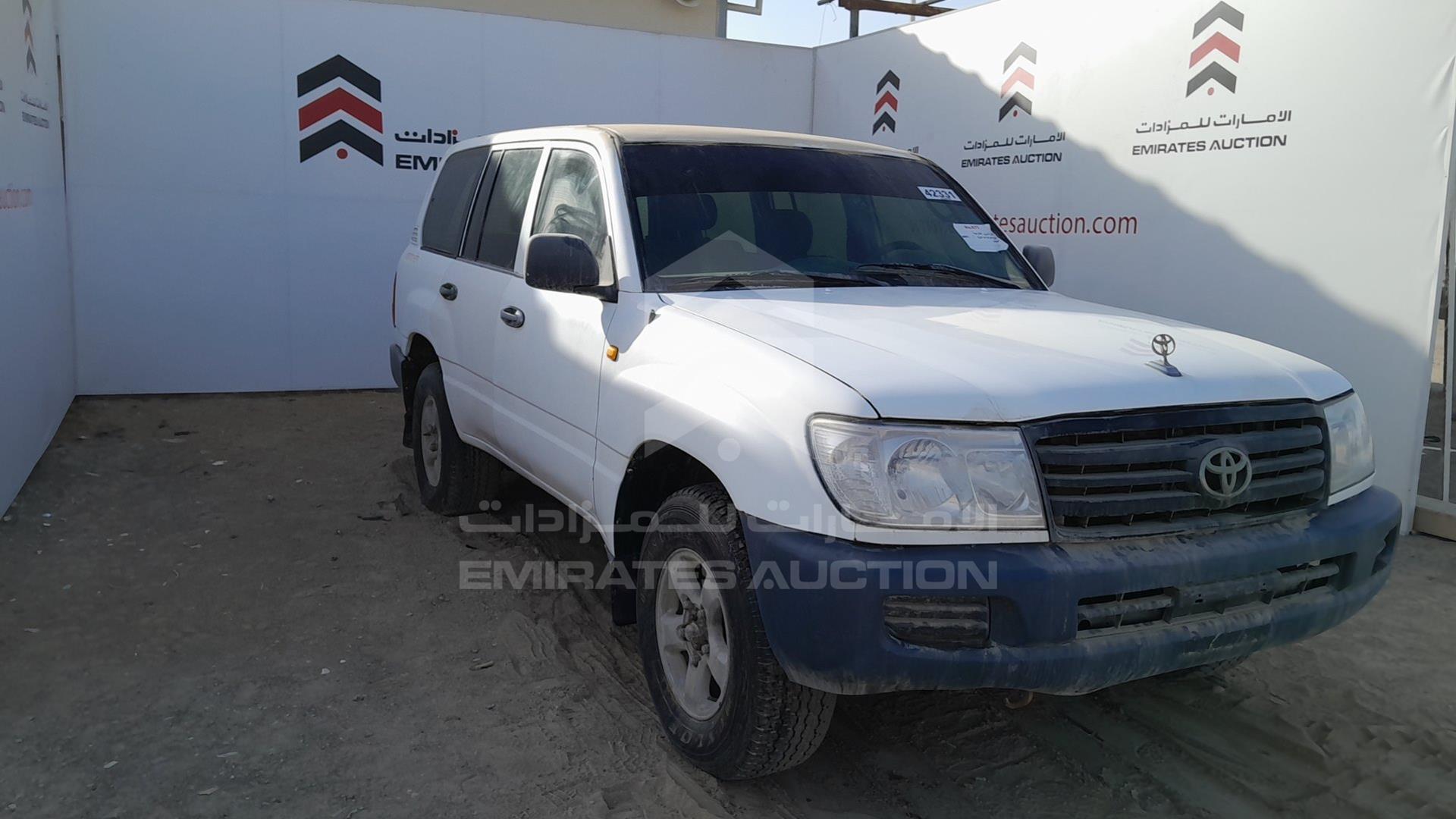 2004 TOYOTA LAND CRUISER VIN: JTGHJ01J843004764
