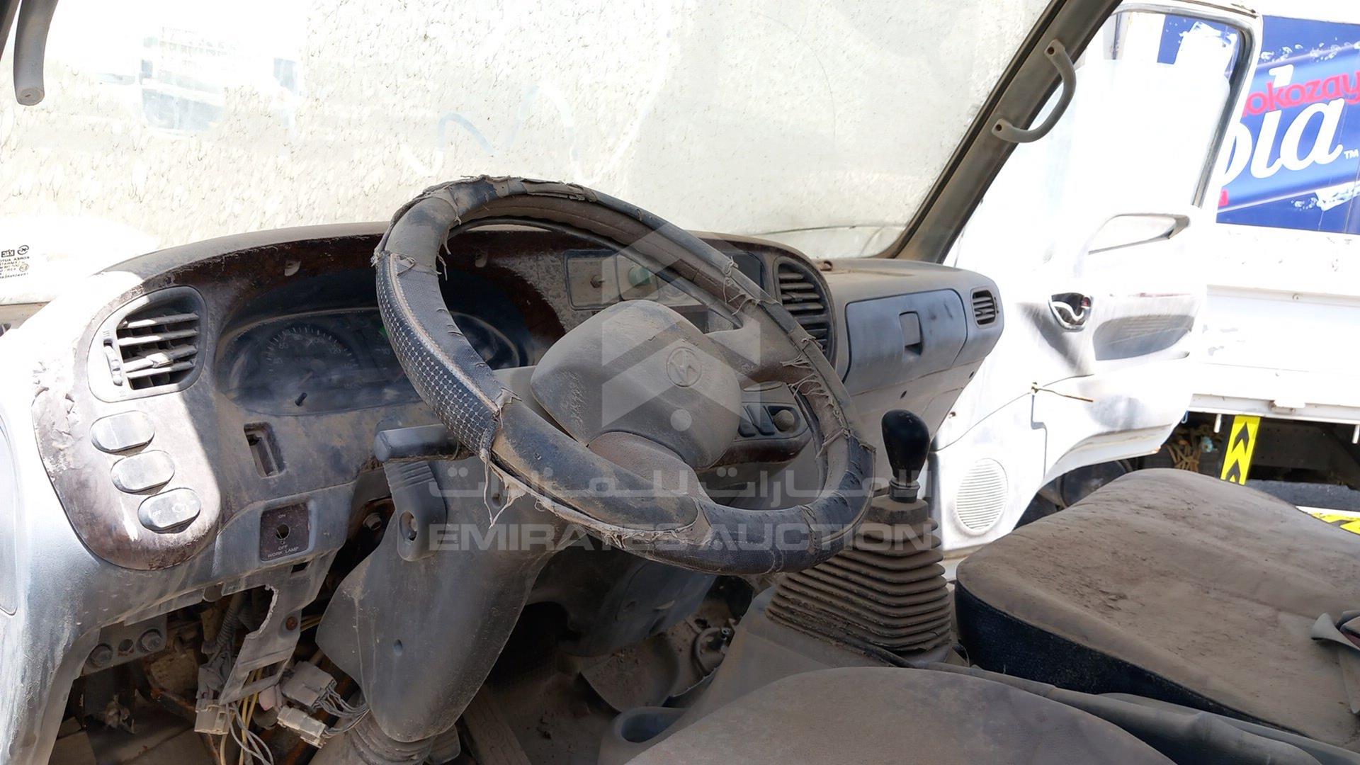 2005 HYUNDAI PICK UP VIN: KMFGA17FX5C022951