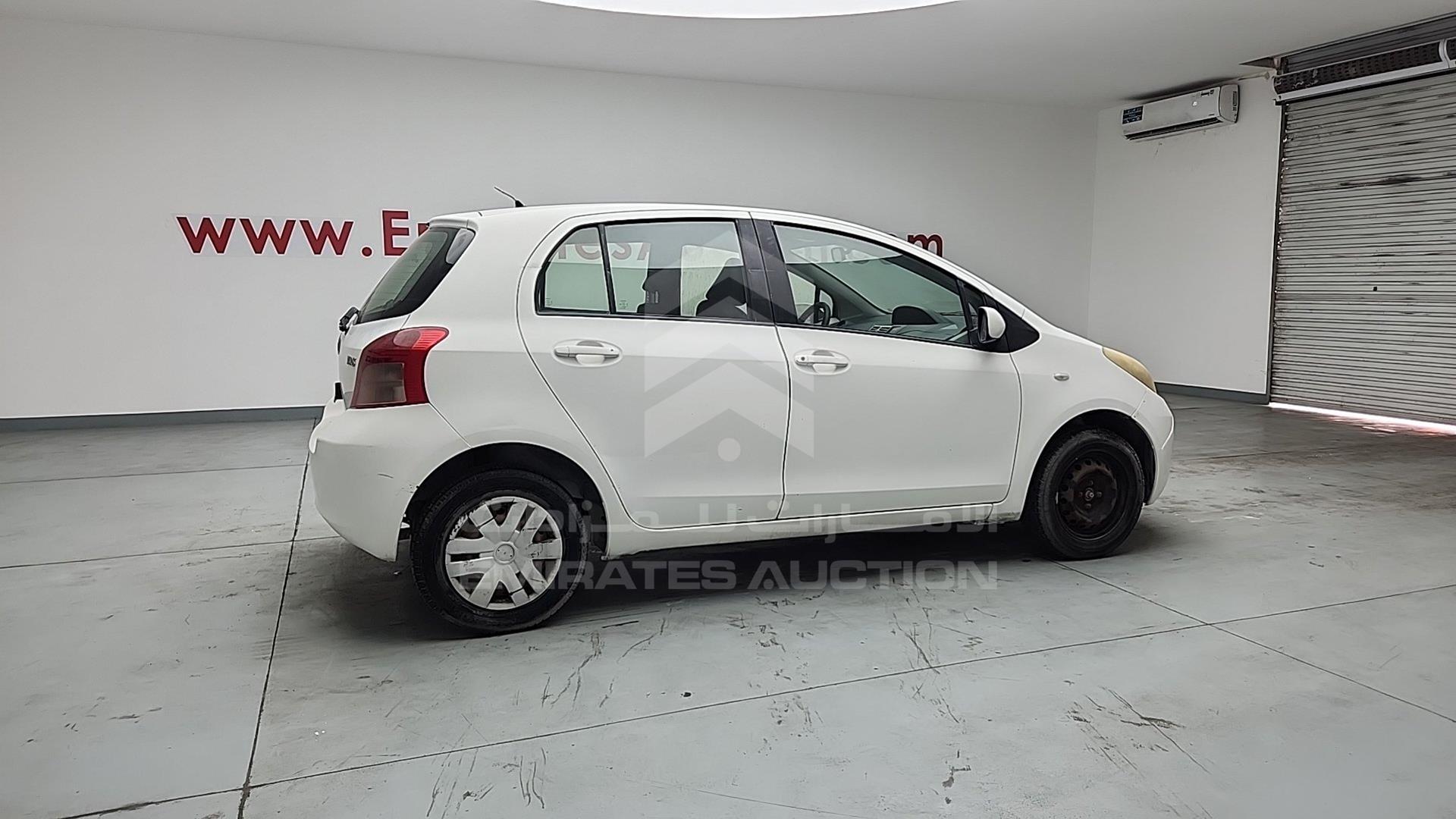 2008 TOYOTA YARIS VIN: JTDKW923085102058