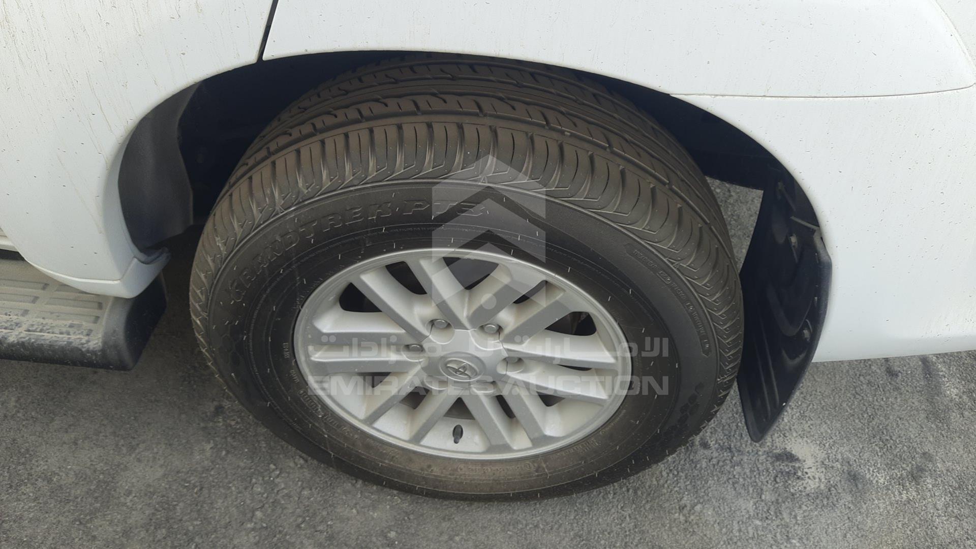 2014 TOYOTA FORTUNER VIN: MHFYU59G4E7034658