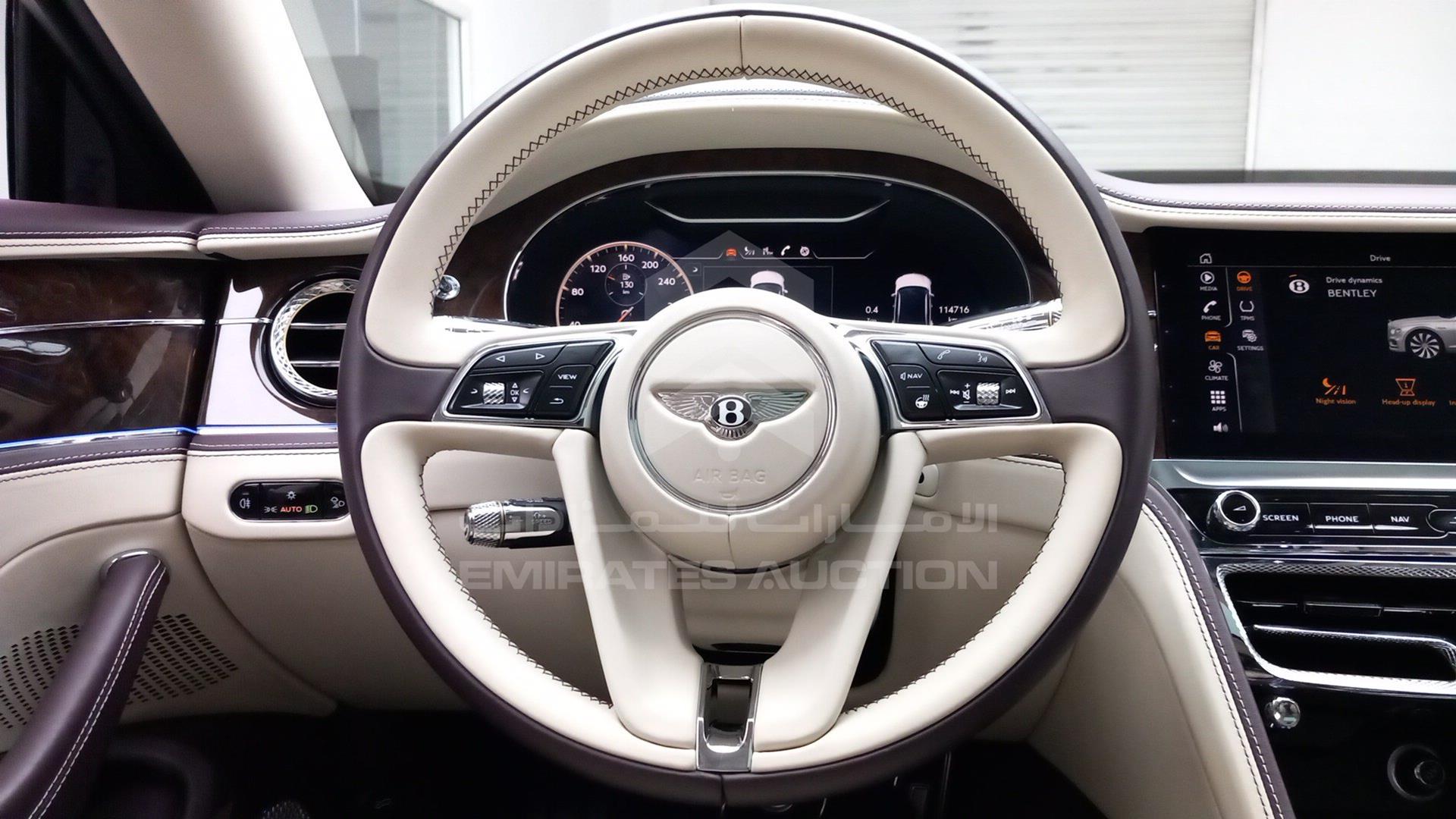 2020 BENTLEY FLYING SPUR VIN: SCBBA5ZG1LC083009