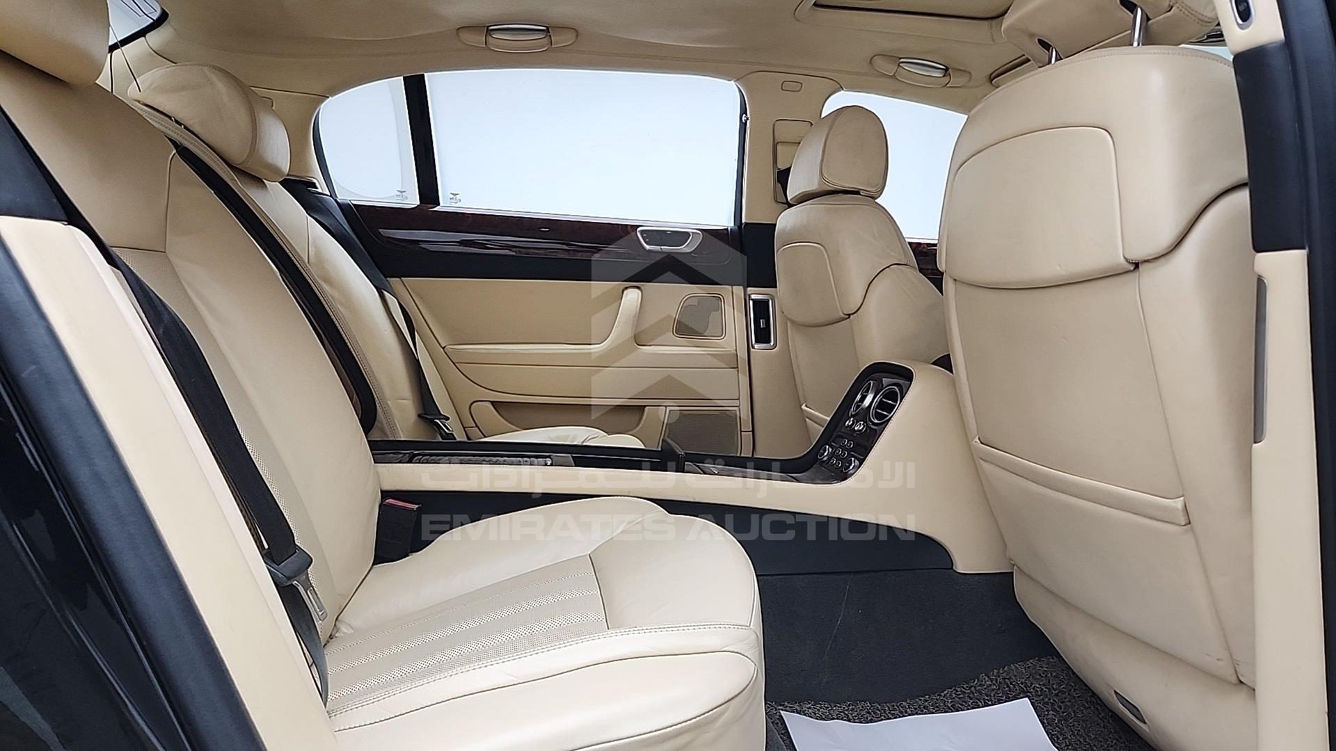 2006 BENTLEY CONTINENTAL VIN: SCBBE53W16C031145