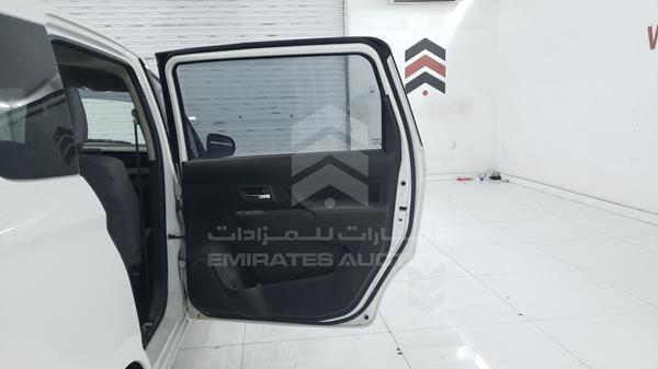 Suzuki Ertiga 2019 MA3NC2B12KA119709 Image 19
