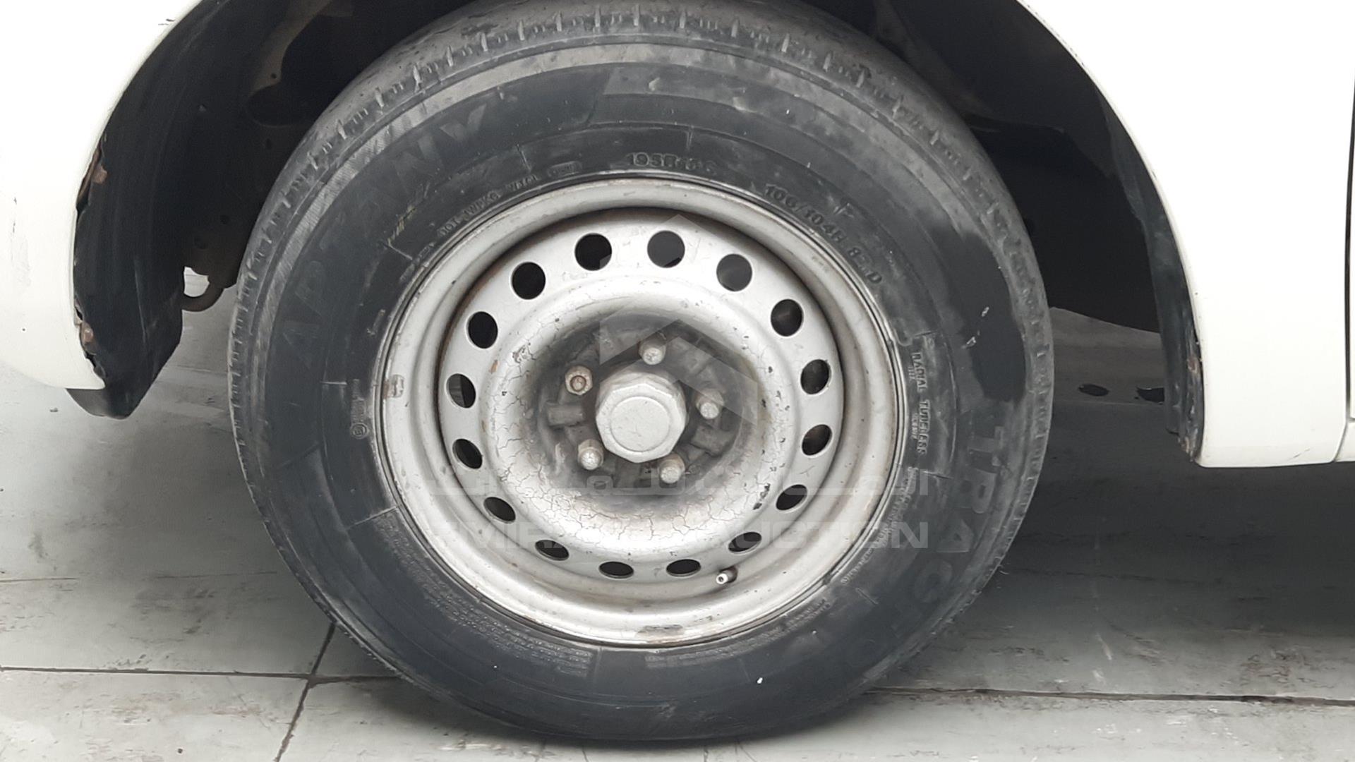 2015 MITSUBISHI L 200 VIN: MMBJNKA40FD017803