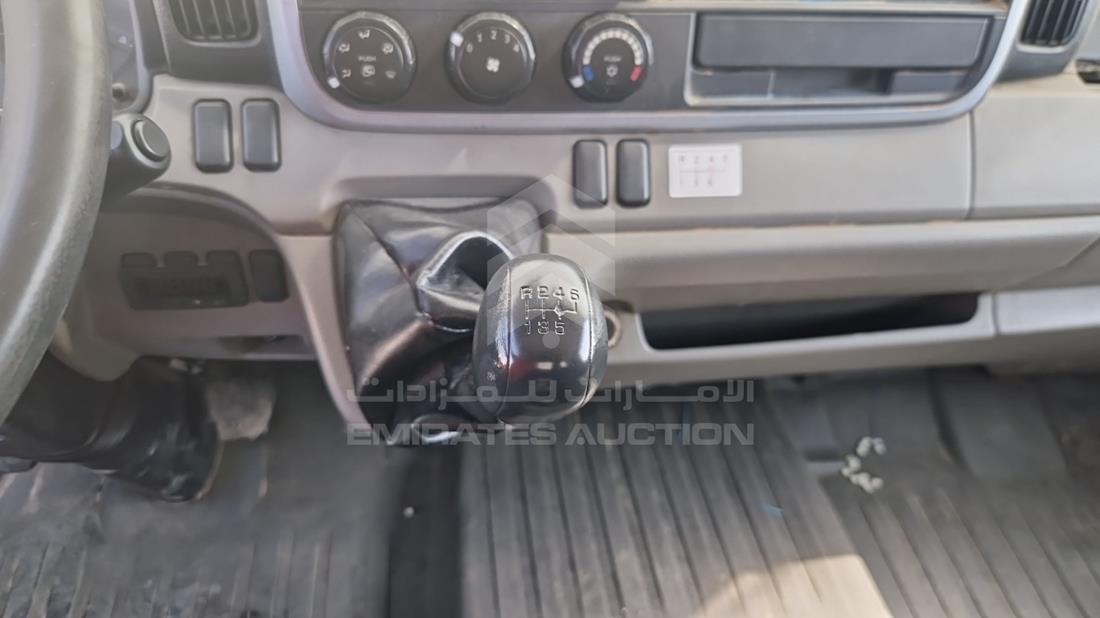 ميتسوبيشي فوسو 2020 — زاوية ناقل الحركة — صورة 17