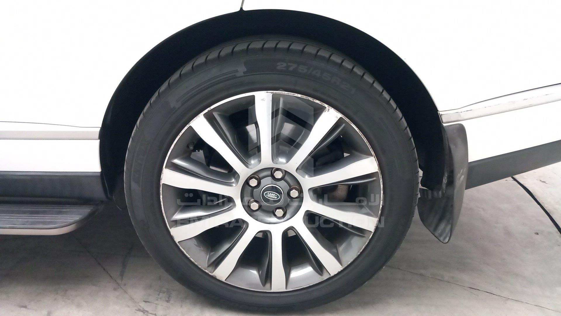 2015 RANGE ROVER VOGUE VIN: SALGA2EF3FA225173