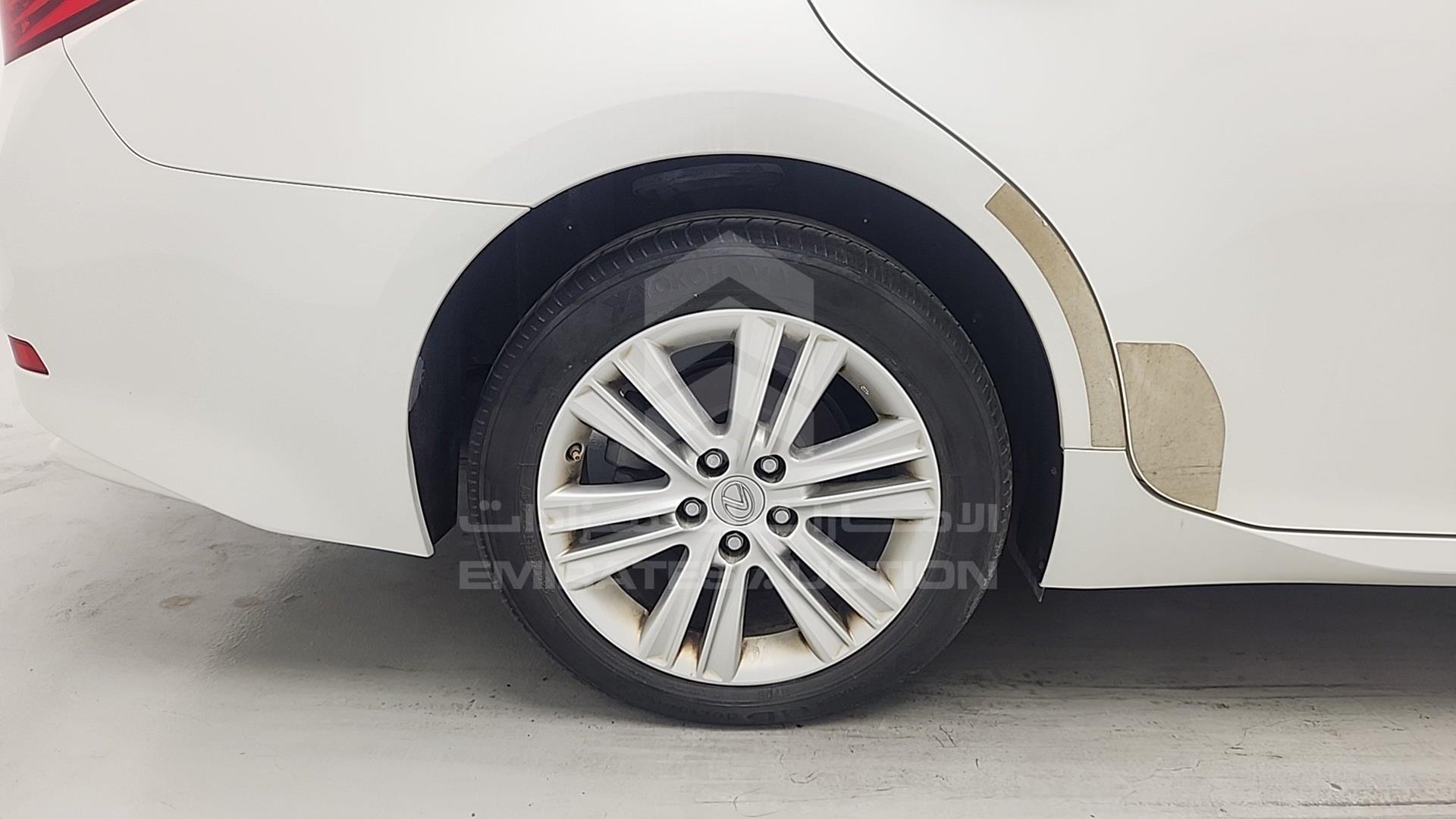 2014 LEXUS ES 350 VIN: JTHBK1GG8E2098152