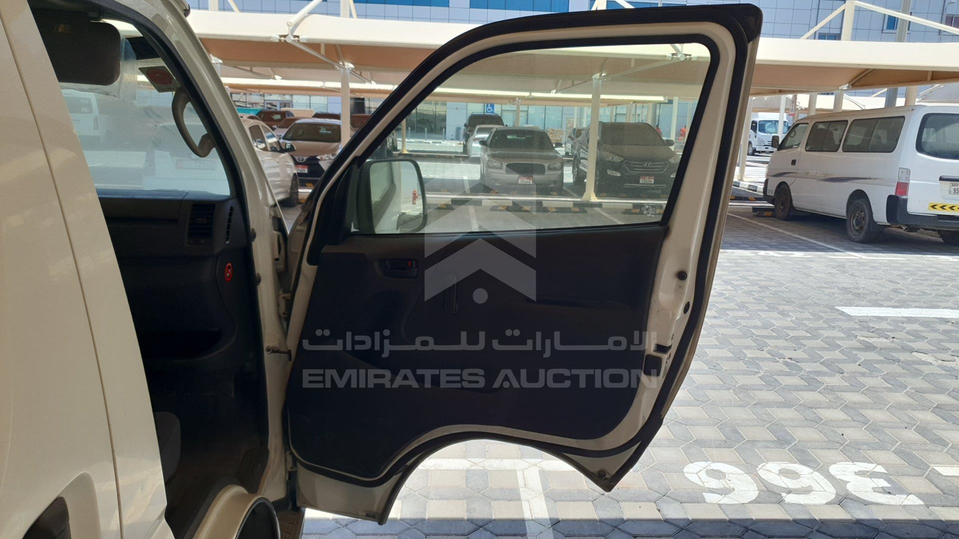 2018 TOYOTA HIACE VIN: JTFHX02P9J0119666