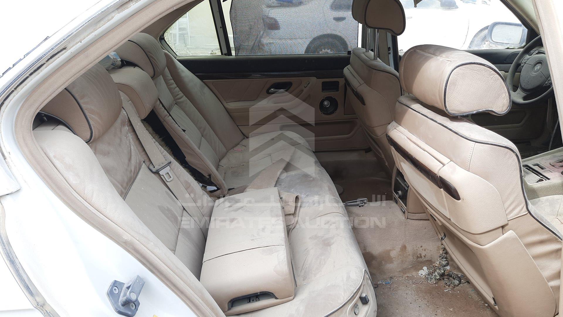 2001 BMW 740 VIN: WBAGH81011DD40899