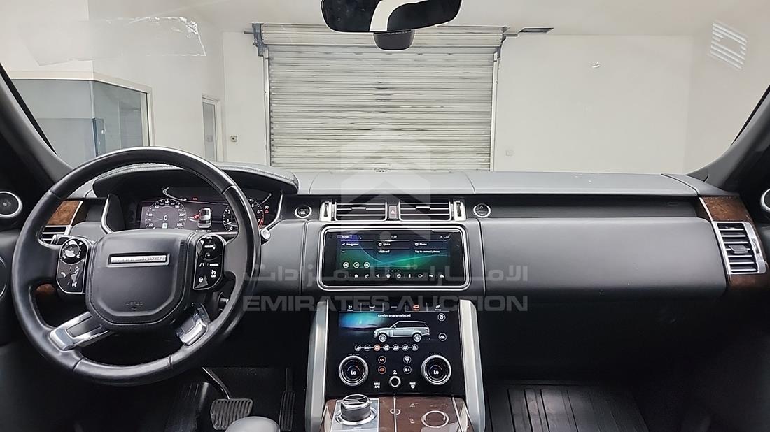 2020 Range Rover — Full Dashboard View — Photo 18