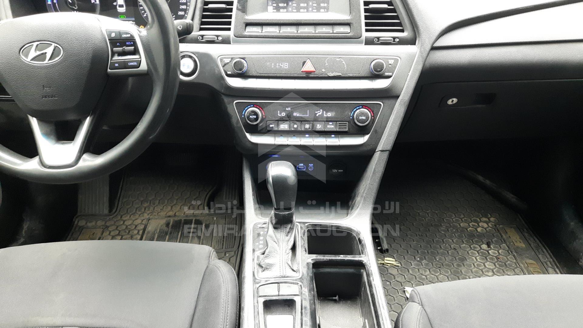 2019 HYUNDAI SONATA VIN: KMHE24130KA093014