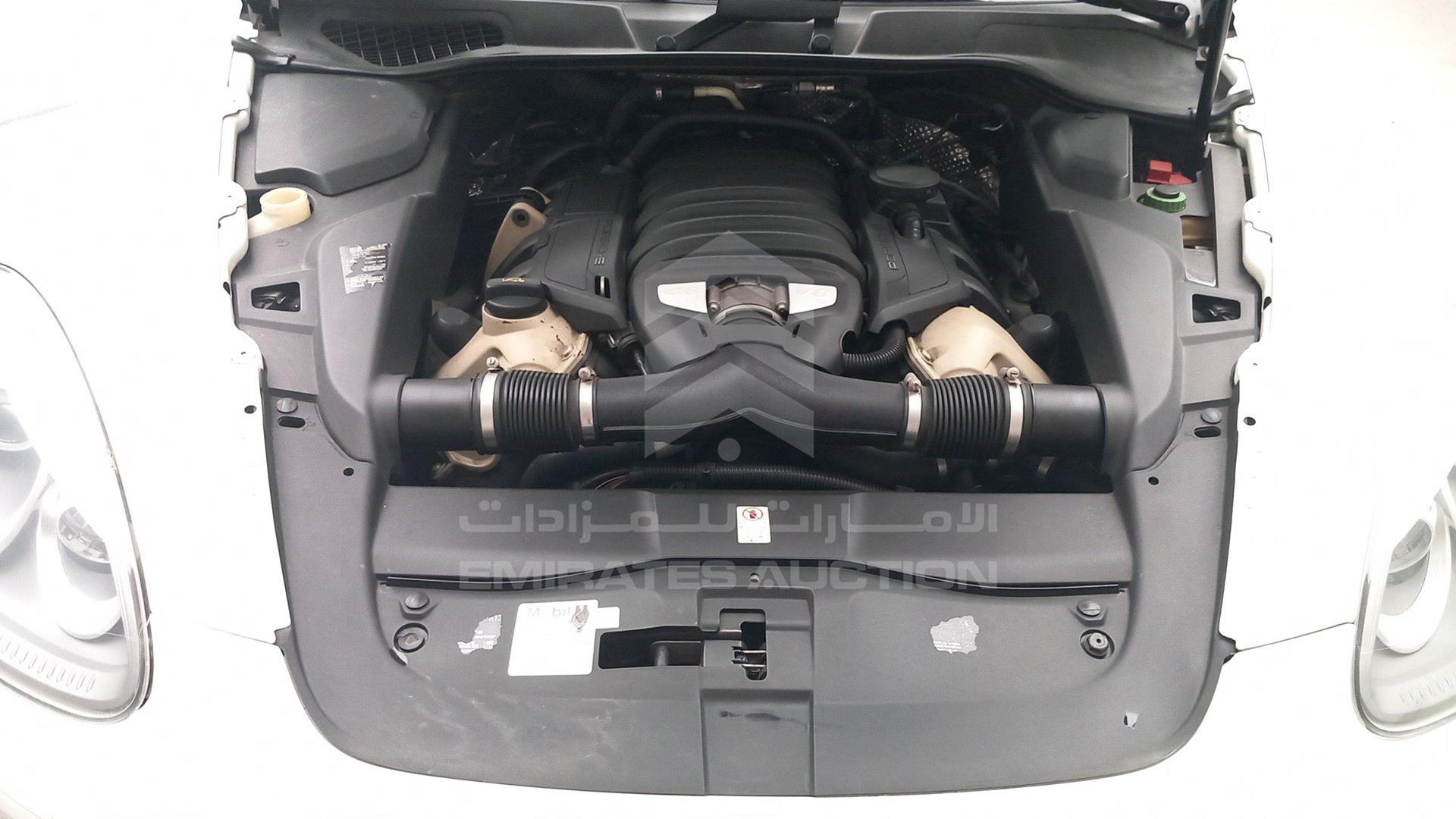 2011 PORSCHE CAYENNE VIN: WP1ZZZ92ZBLA49779