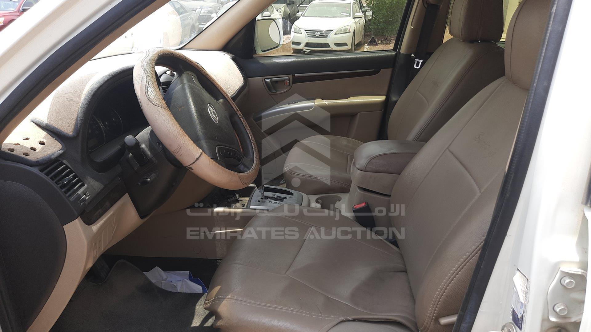 2011 HYUNDAI SANTA FE VIN: KMHSG81B4BU712358