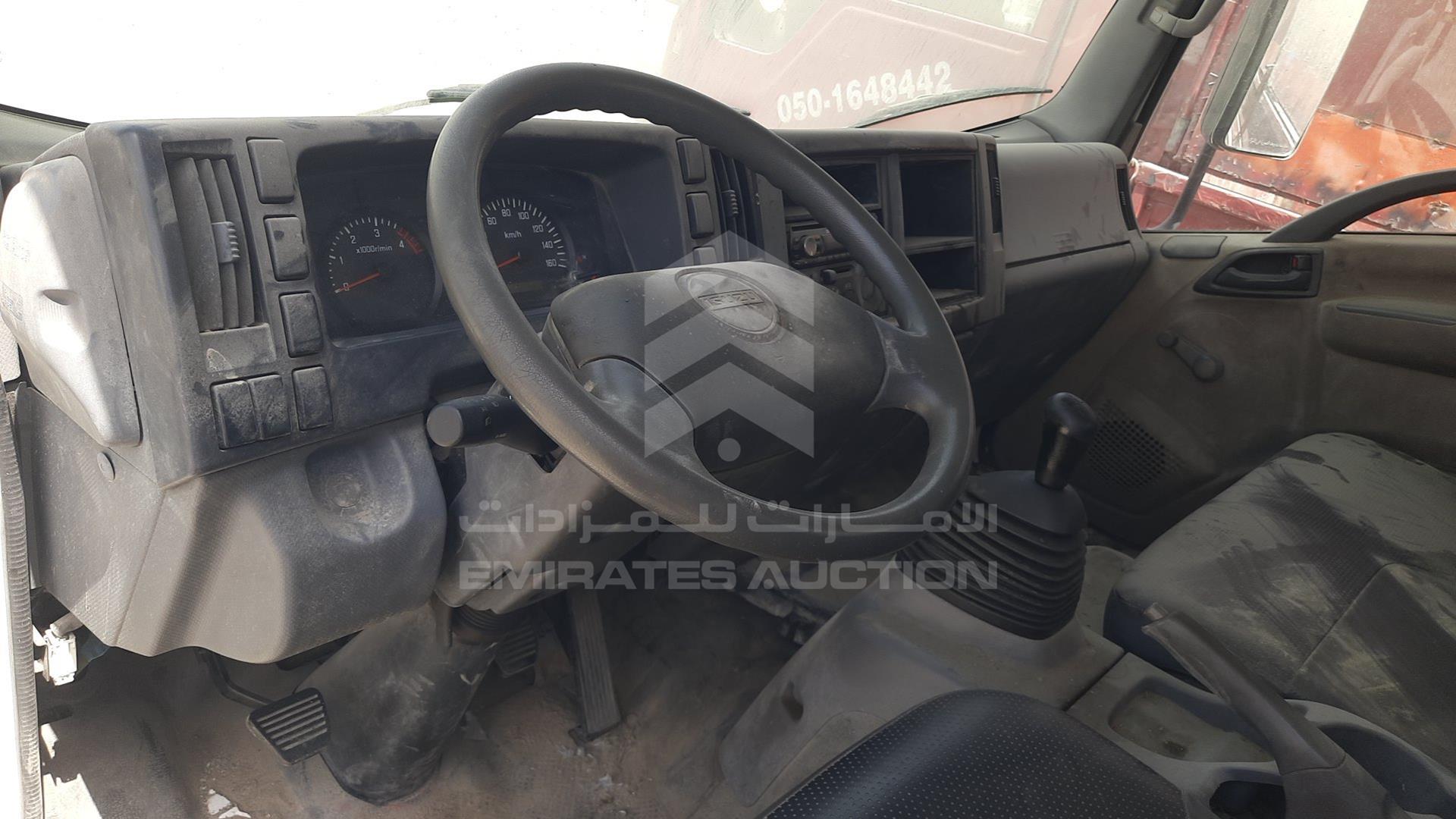 2014 ISUZU REWARD NP VIN: JAAKP34H2E7P03112