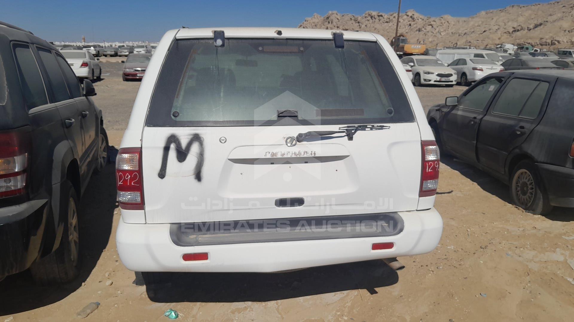 2002 NISSAN PATHFINDER VIN: JN8AR05Y72W524680