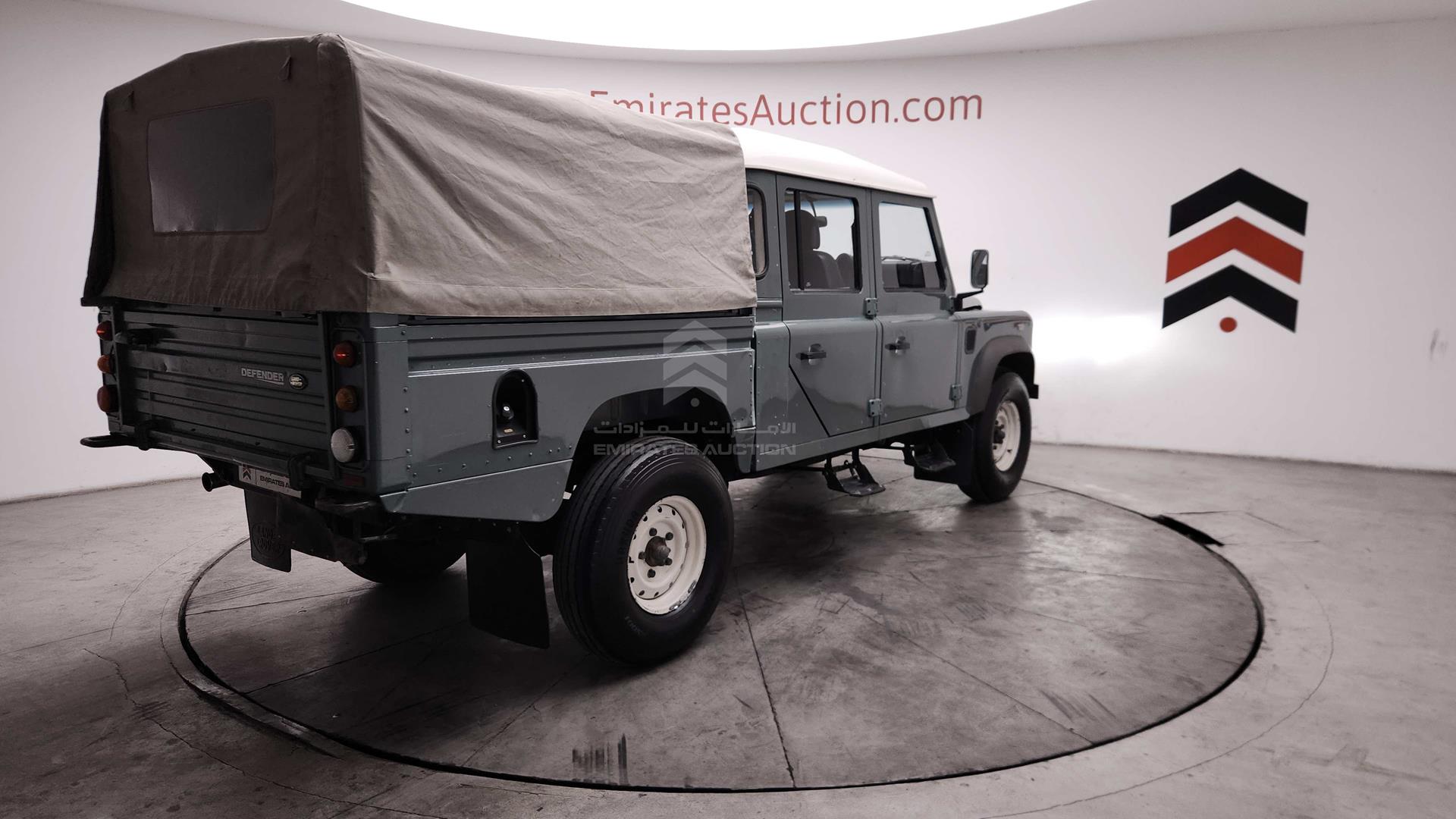 2009 LAND ROVER DEFENDER VIN: SALLDKHT89A778093