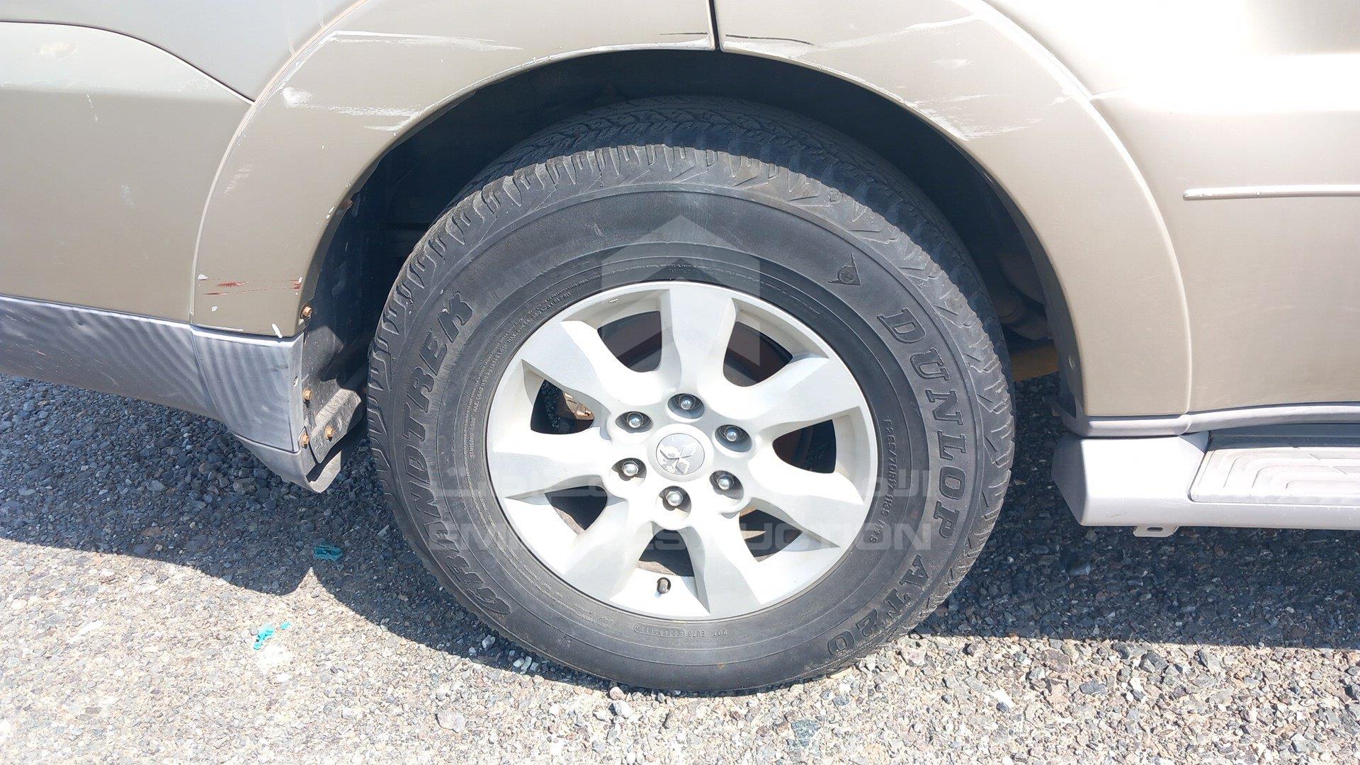 JMYLRV93W9J709996 - 2009 Mitsubishi Pajero - #465104