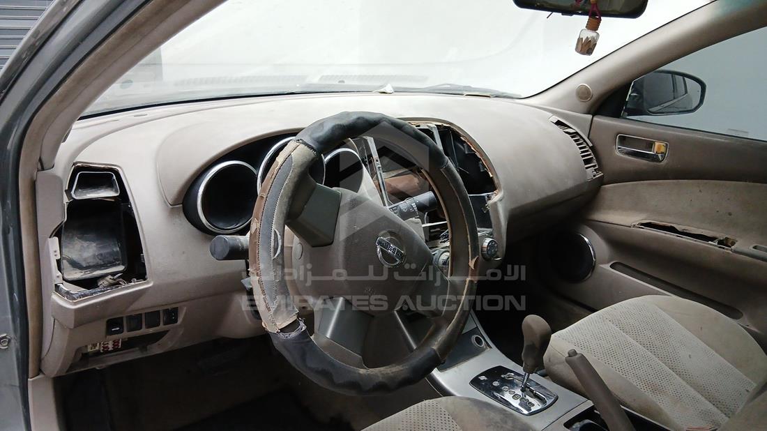 2007 Nissan Altima — Front Left Driver Dashboard View — Photo 12