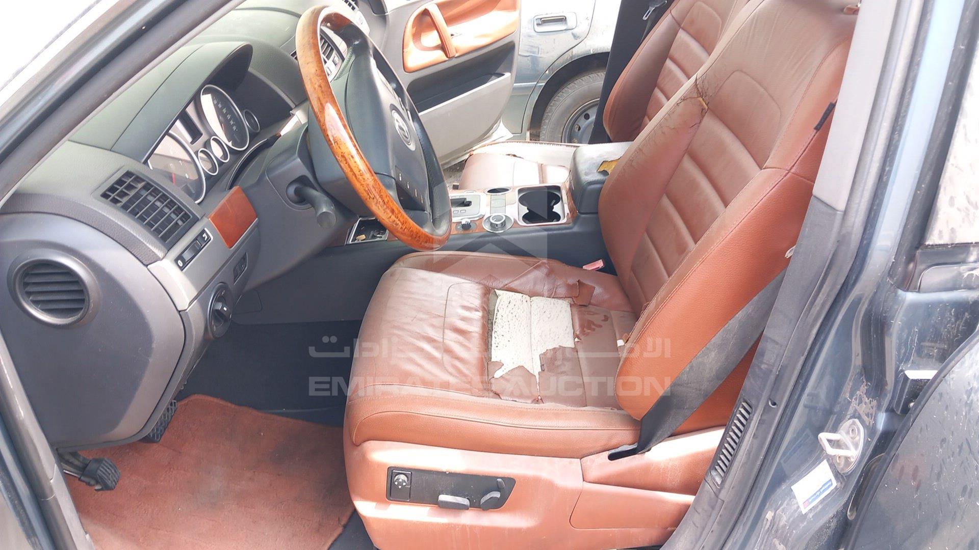 2007 VOLKSWAGEN TOUAREG VIN: WVGAE27LX7D018294