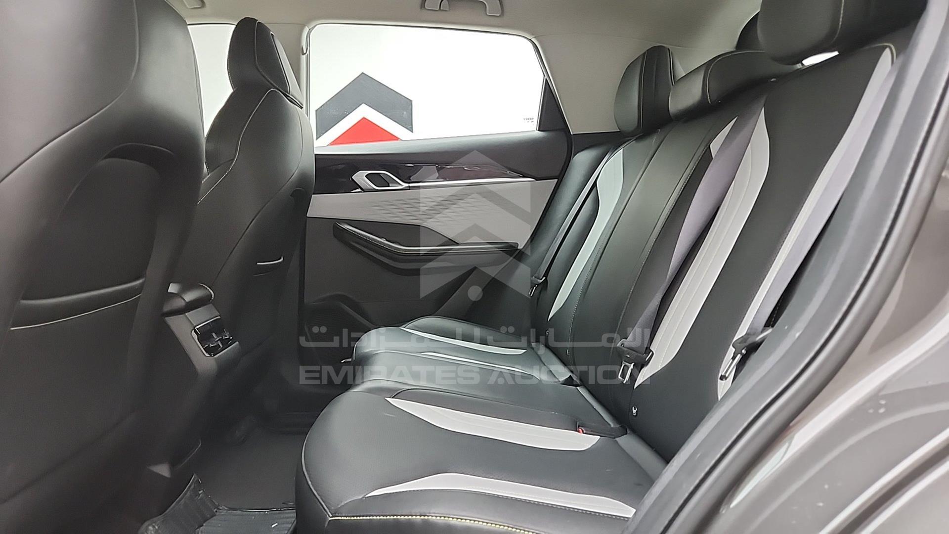2024 GEELY COOLRAY VIN: LB3762KZ0RX505471