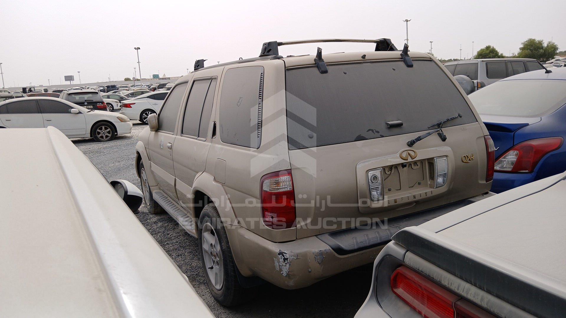 2001 INFINITI QX4 VIN: JNRDR09X71W204400