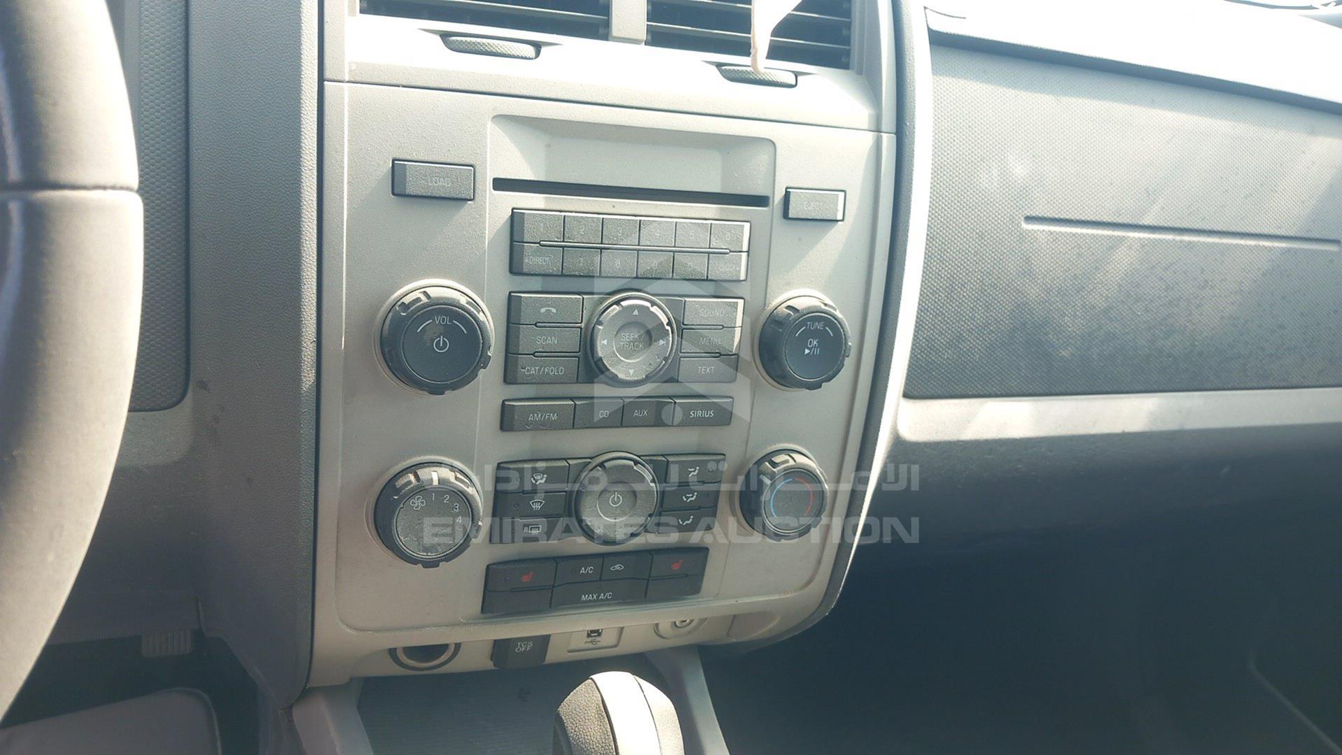 2012 FORD ESCAPE VIN: 1FMCU9DG5CKB60263