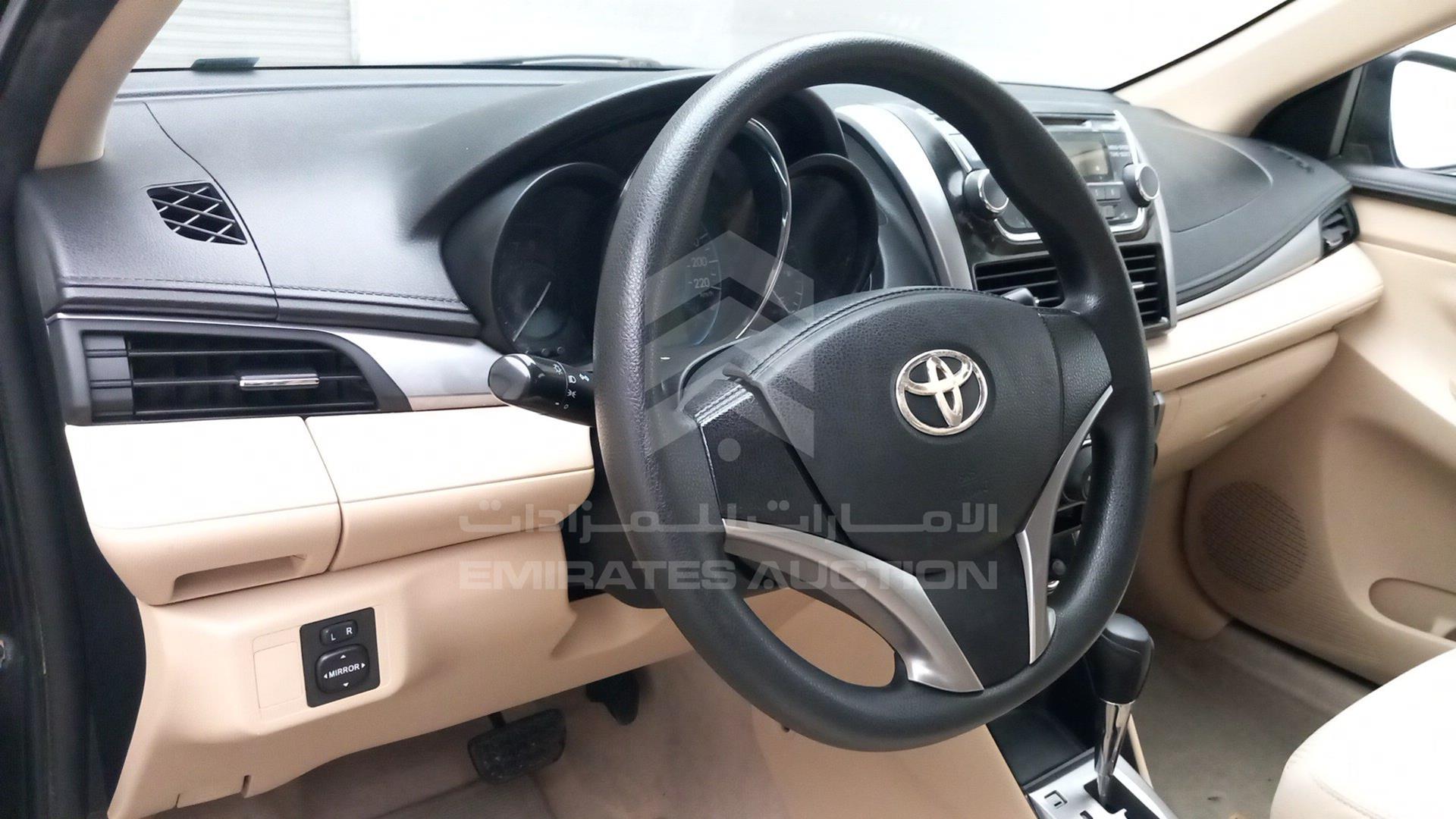 2015 TOYOTA YARIS VIN: MHFBT9F33F6038516
