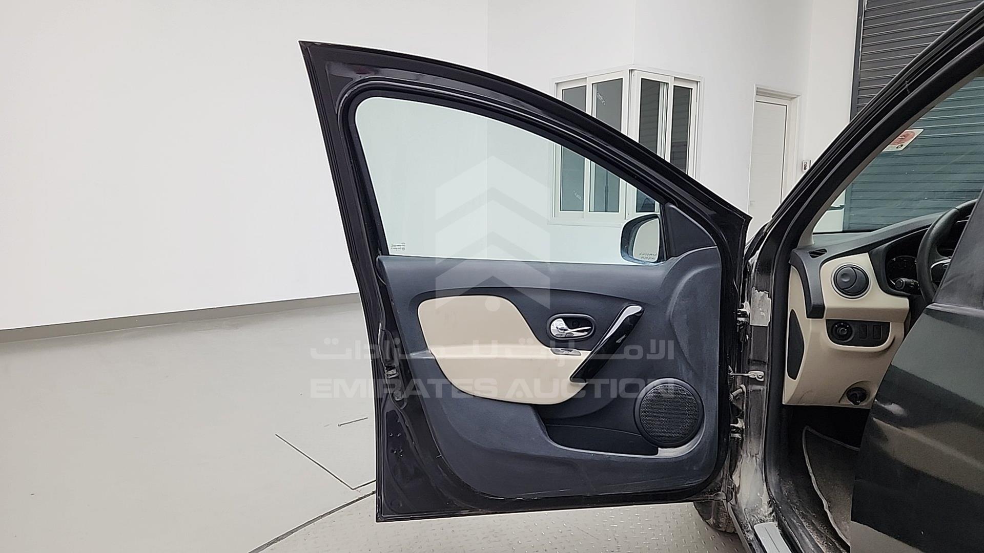2017 RENAULT SYMBOL VIN: VF14SRAB7HT509463
