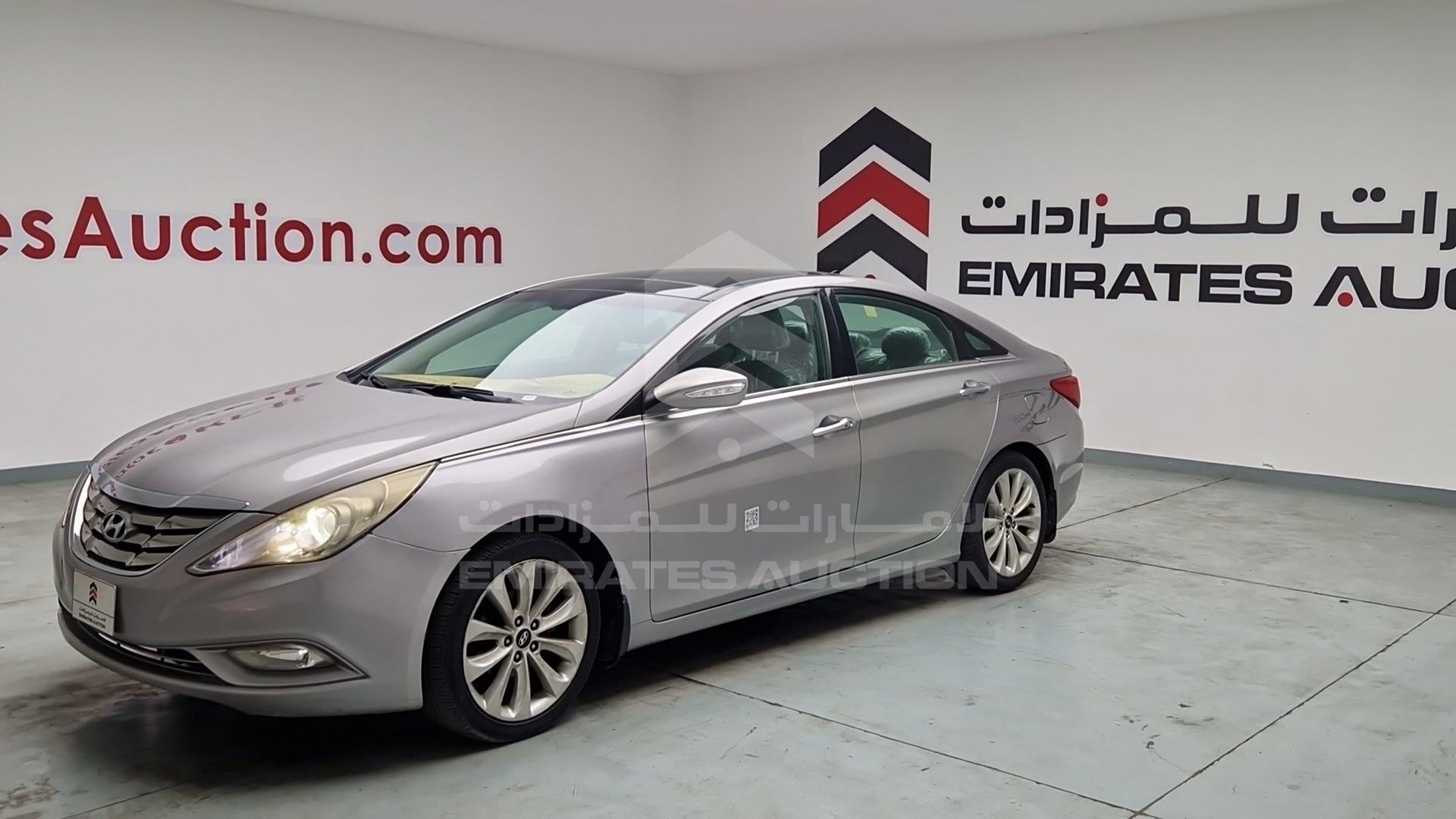 2012 HYUNDAI SONATA VIN: KMHEC41C2CA388372