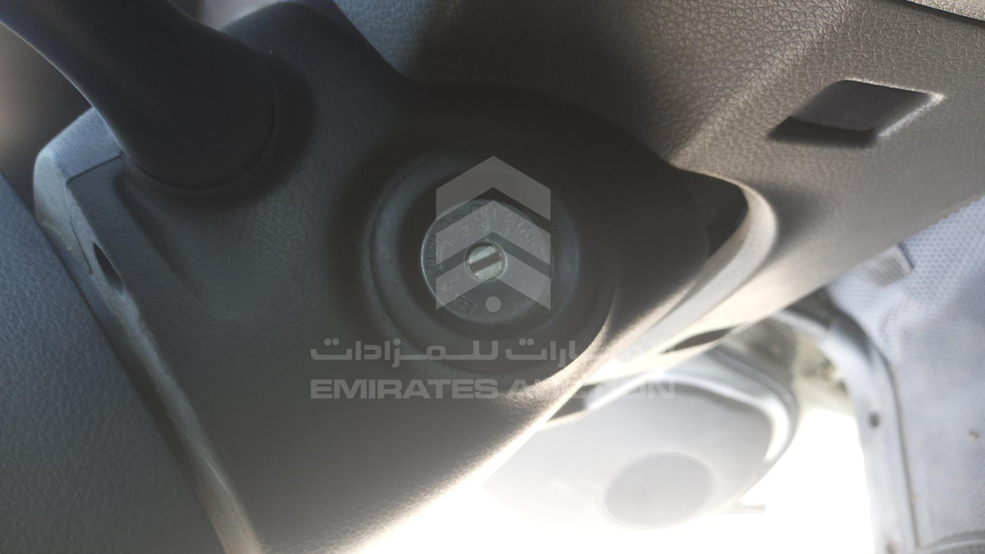 2016 MITSUBISHI CANTER VAN VIN: JN6BE6DS6G9800183