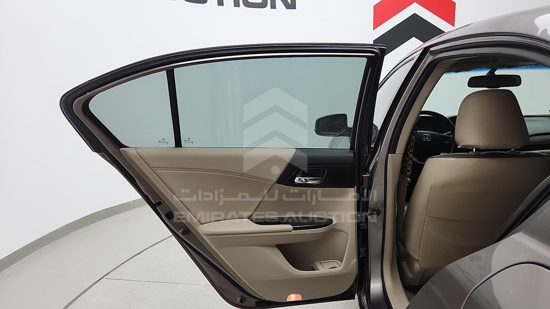 2015 HONDA ACCORD VIN: LUCCR2665F3406434