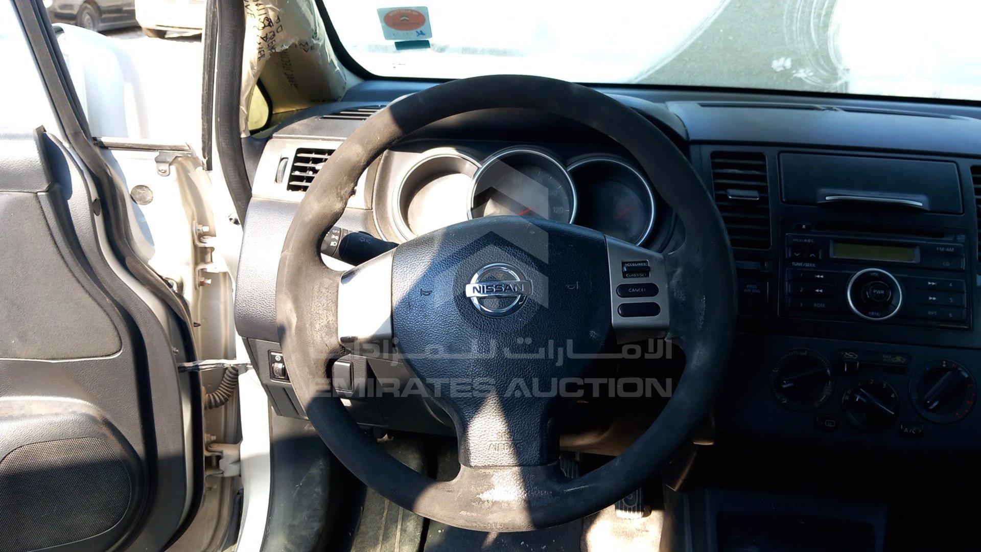 2009 NISSAN VERSA VIN: 3N1BC13E59L371574