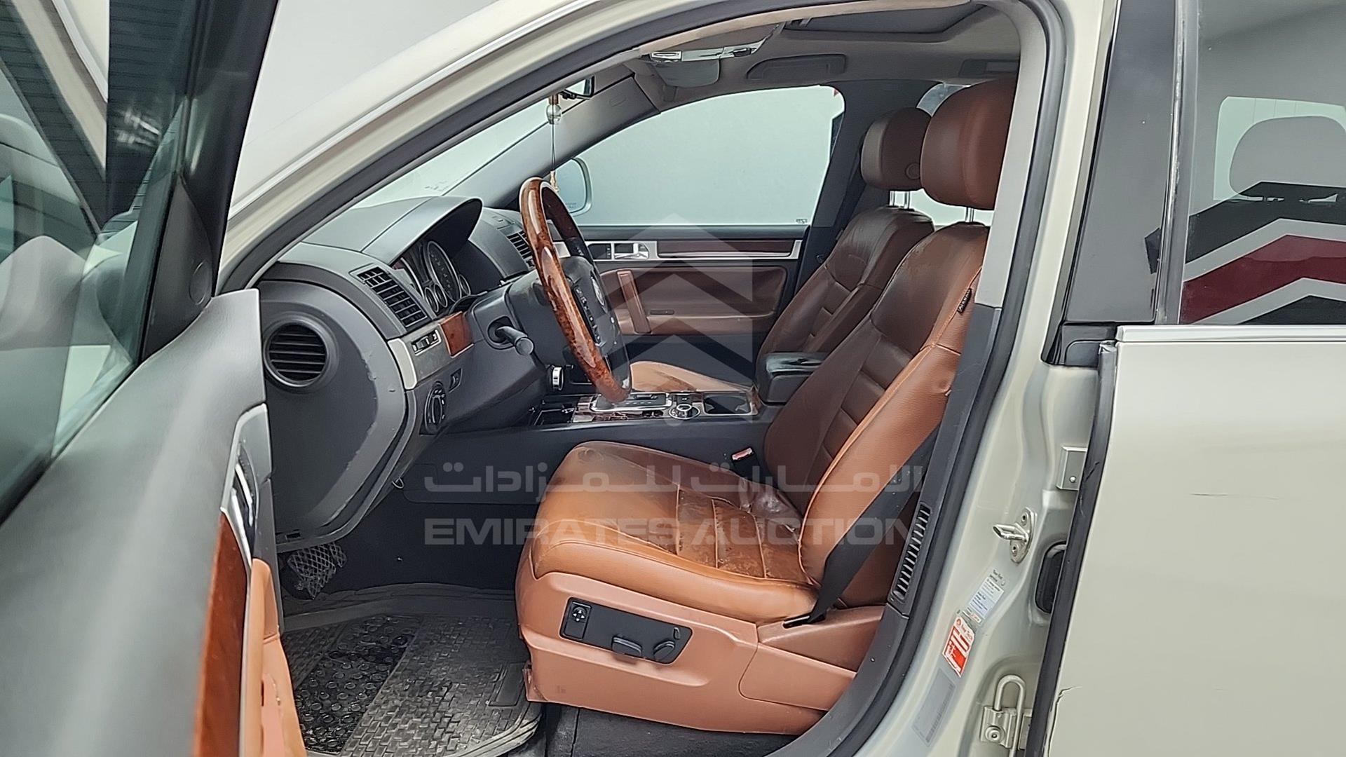 2008 VOLKSWAGEN TOUAREG VIN: WVGAL27L38D050267