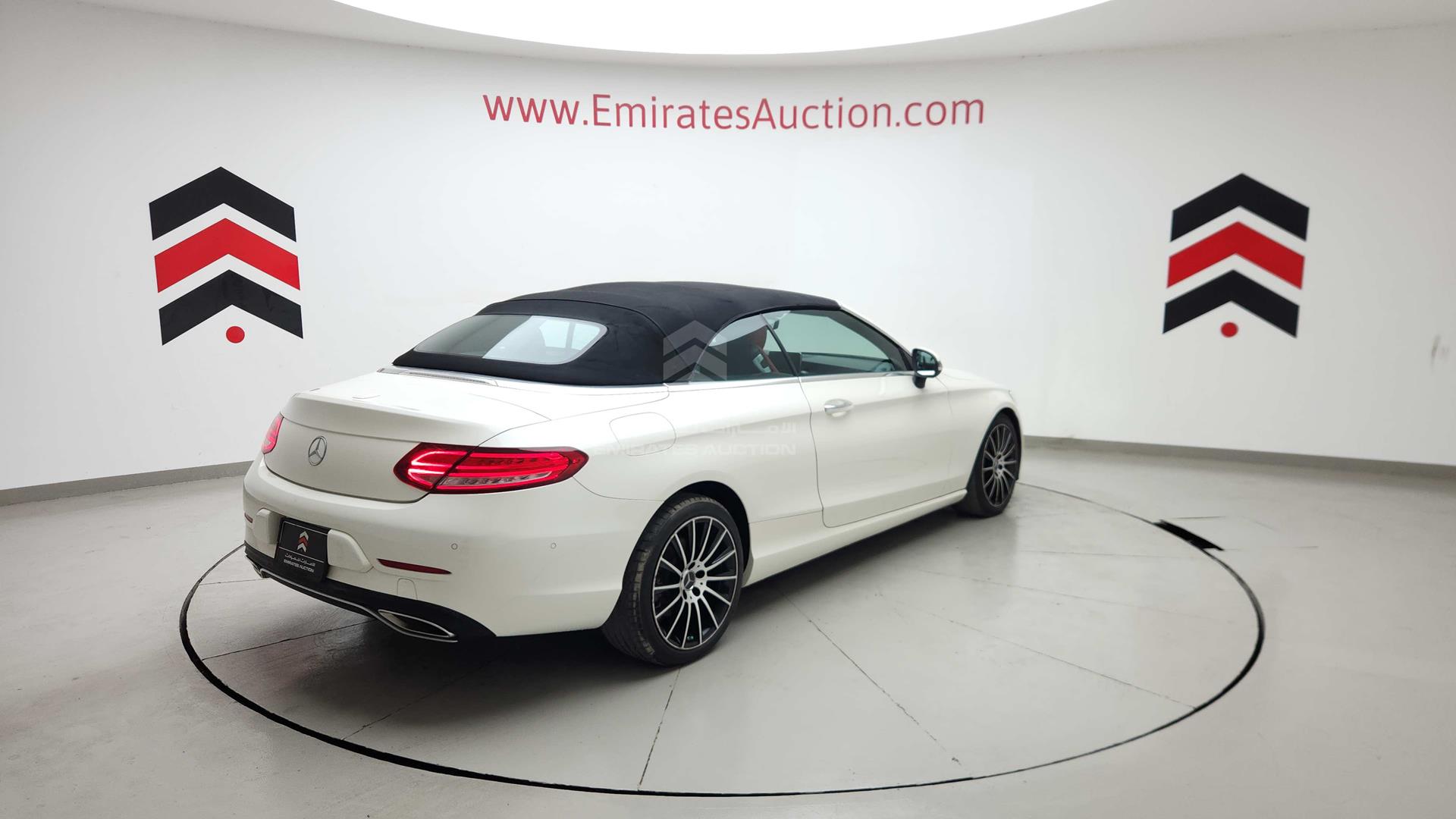 2018 MERCEDES C 300 VIN: WDDWK4KB9JF624409