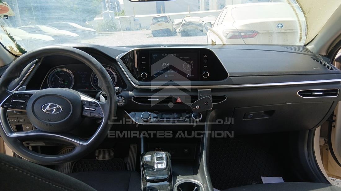 2021 Hyundai Sonata Hybrid — Full Dashboard View — Photo 16