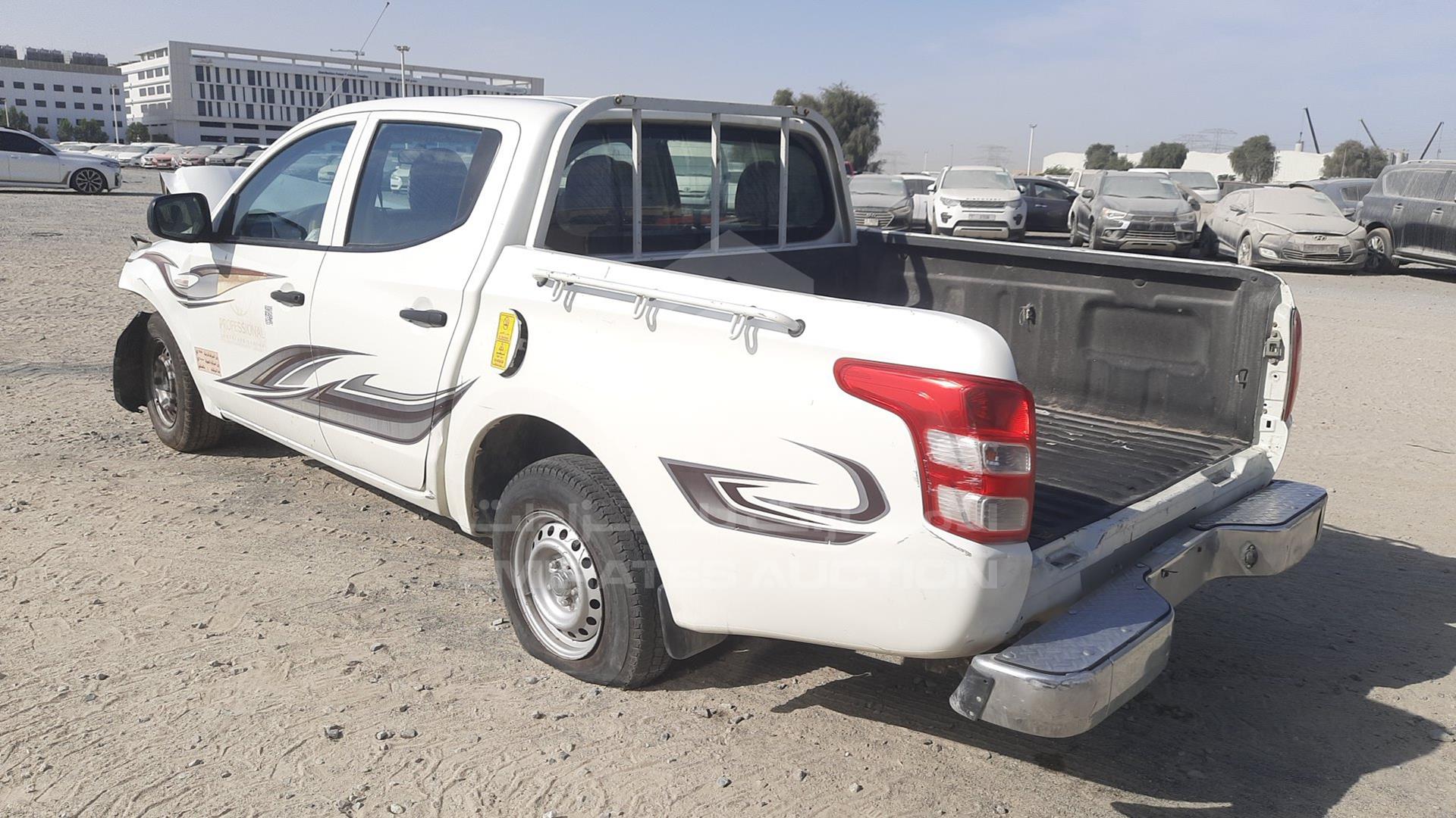 2016 MITSUBISHI L 200 VIN: MMBJNKJ40GH072520
